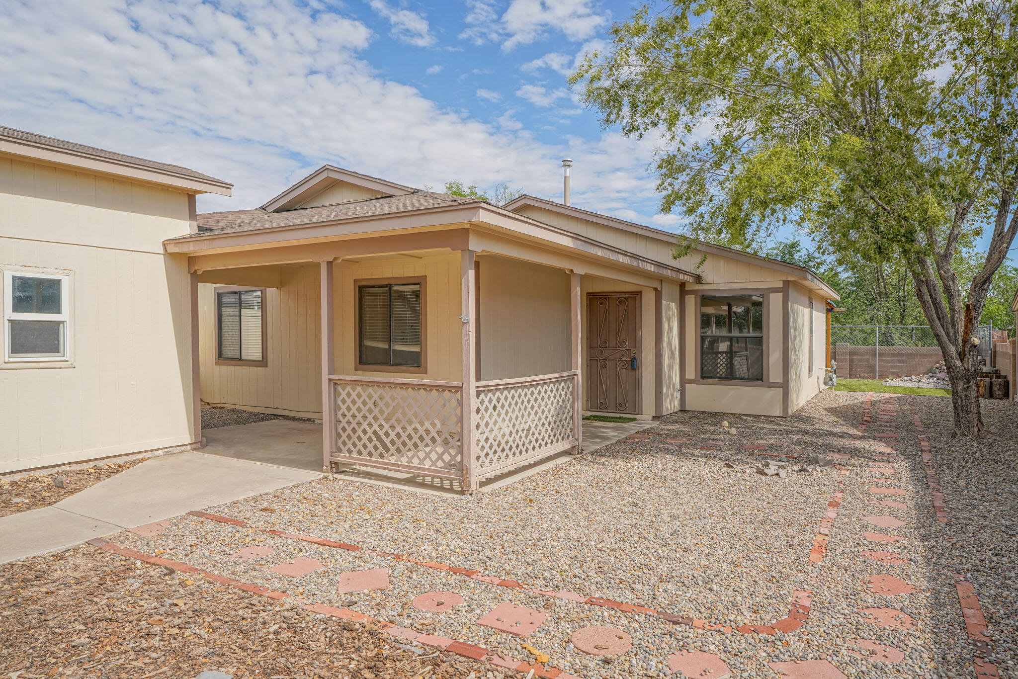 4893 Turquoise Drive NE