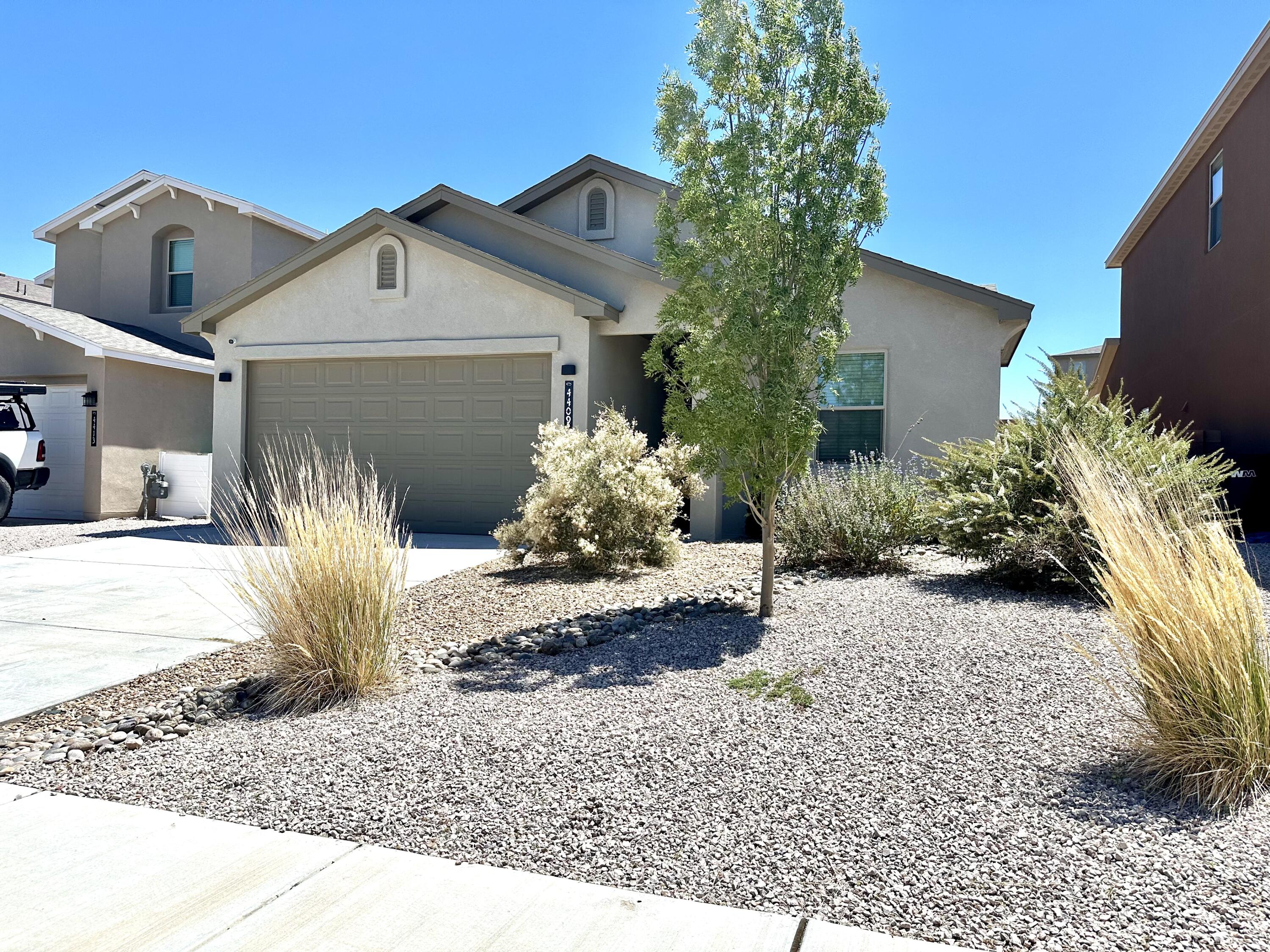 4409 Golden Eagle Loop NE