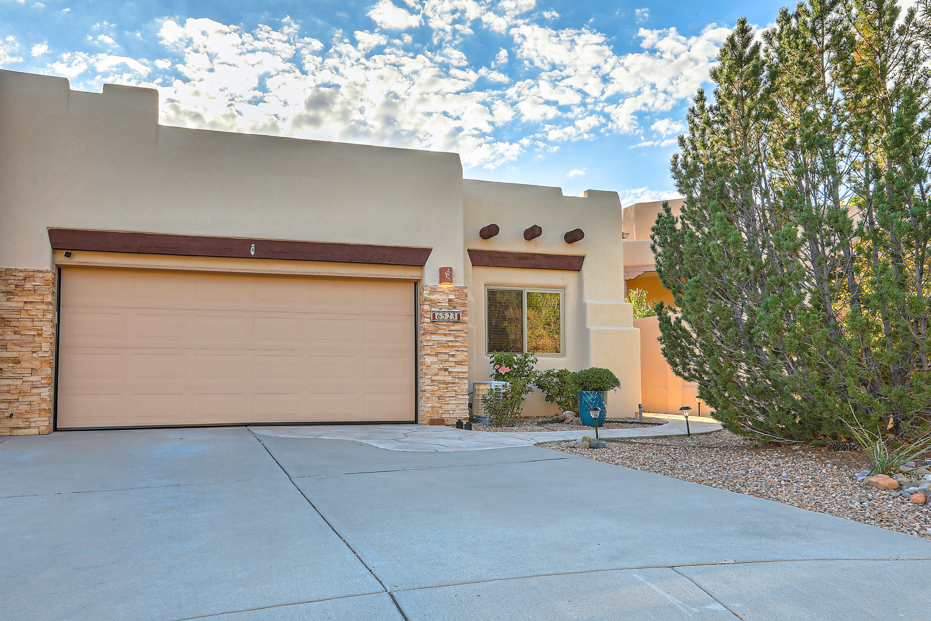 6523 Kaas Trail Court NE