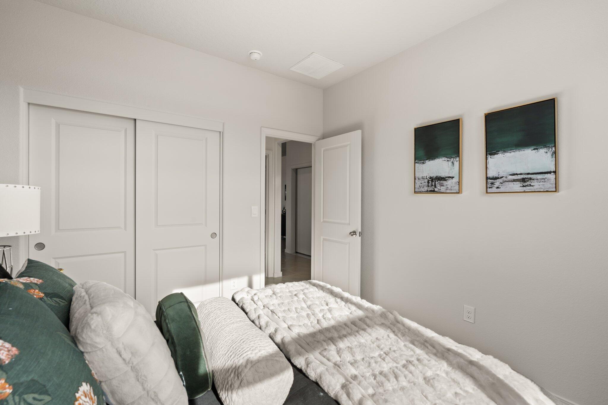 1468 Vista Grande Loop NE