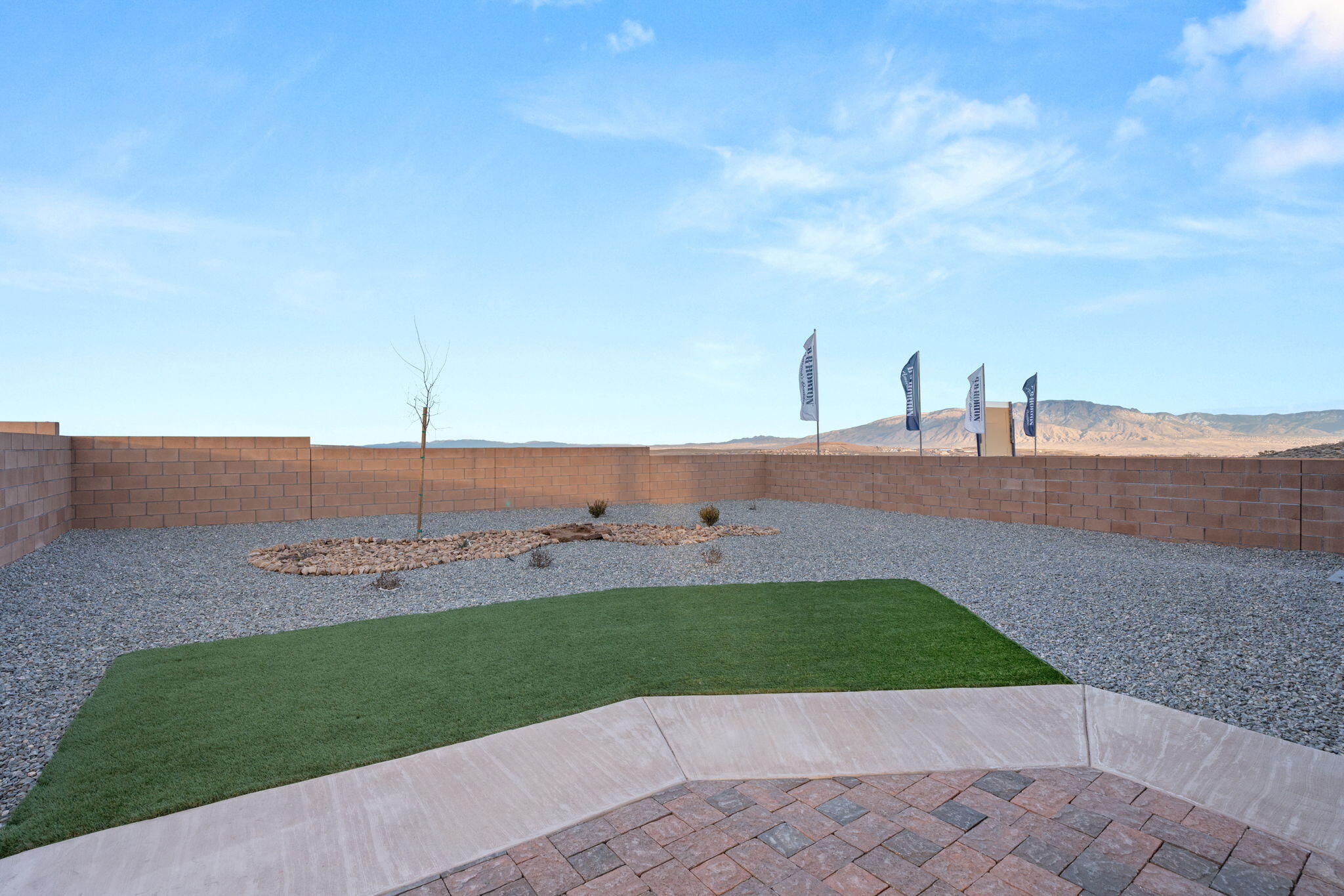 1468 Vista Grande Loop NE