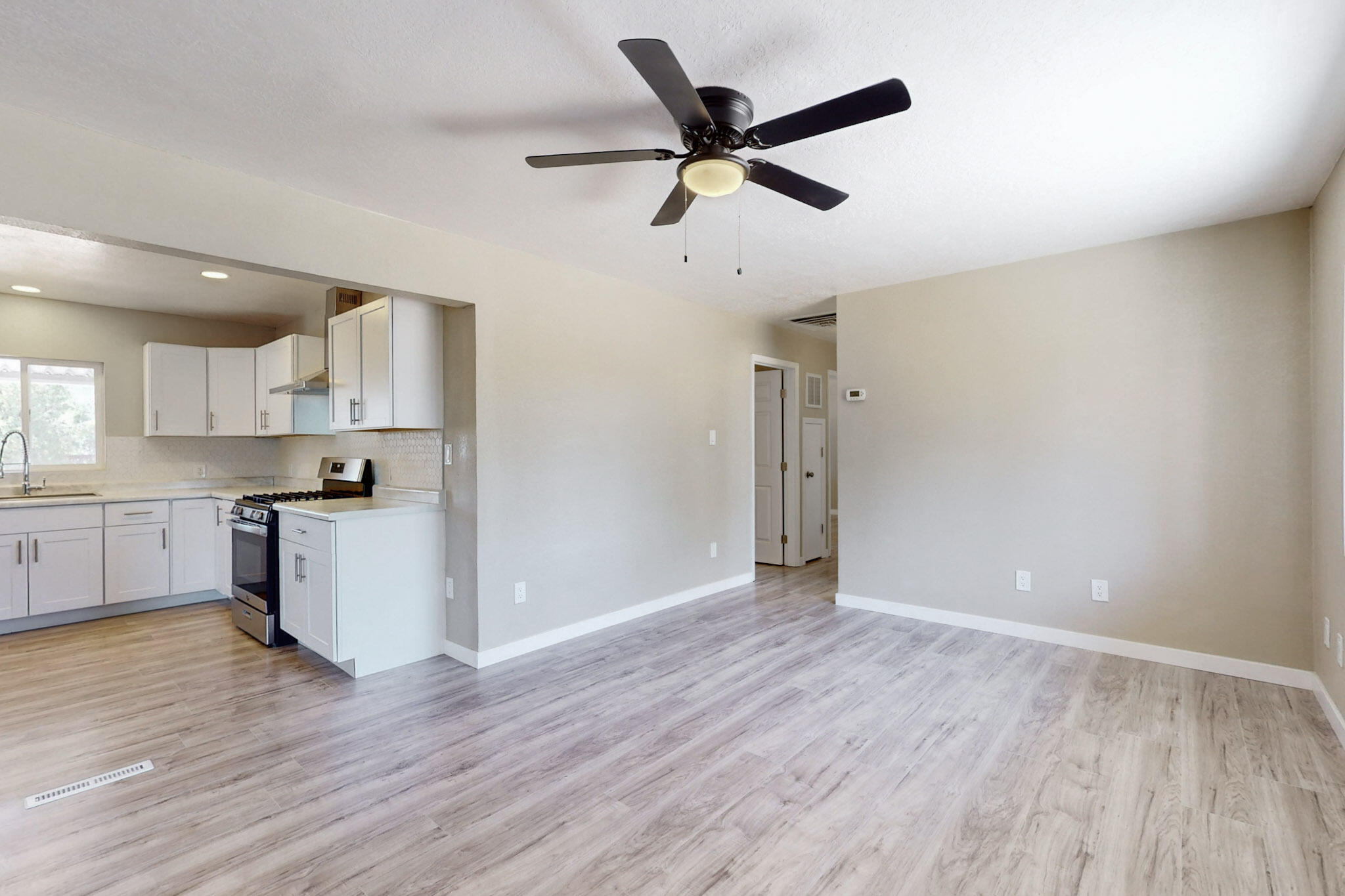 5509 ARVILLA Avenue NE