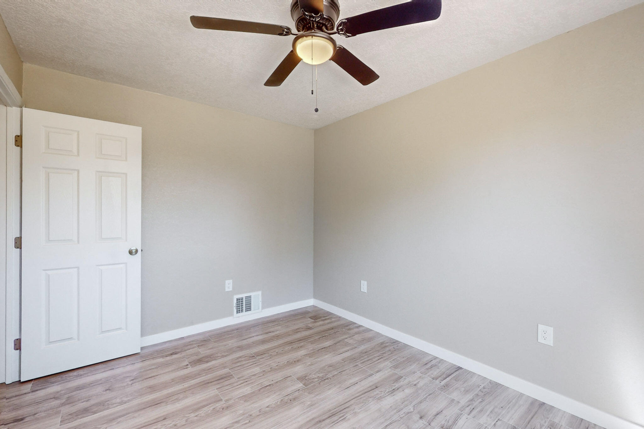 5509 ARVILLA Avenue NE