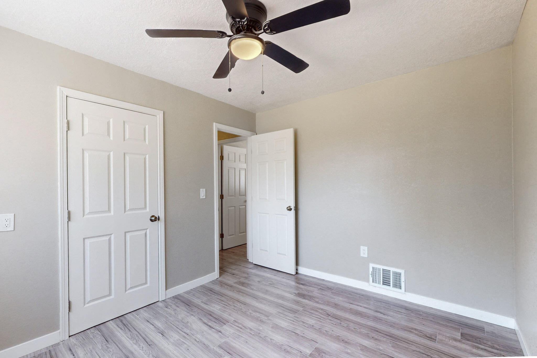 5509 ARVILLA Avenue NE