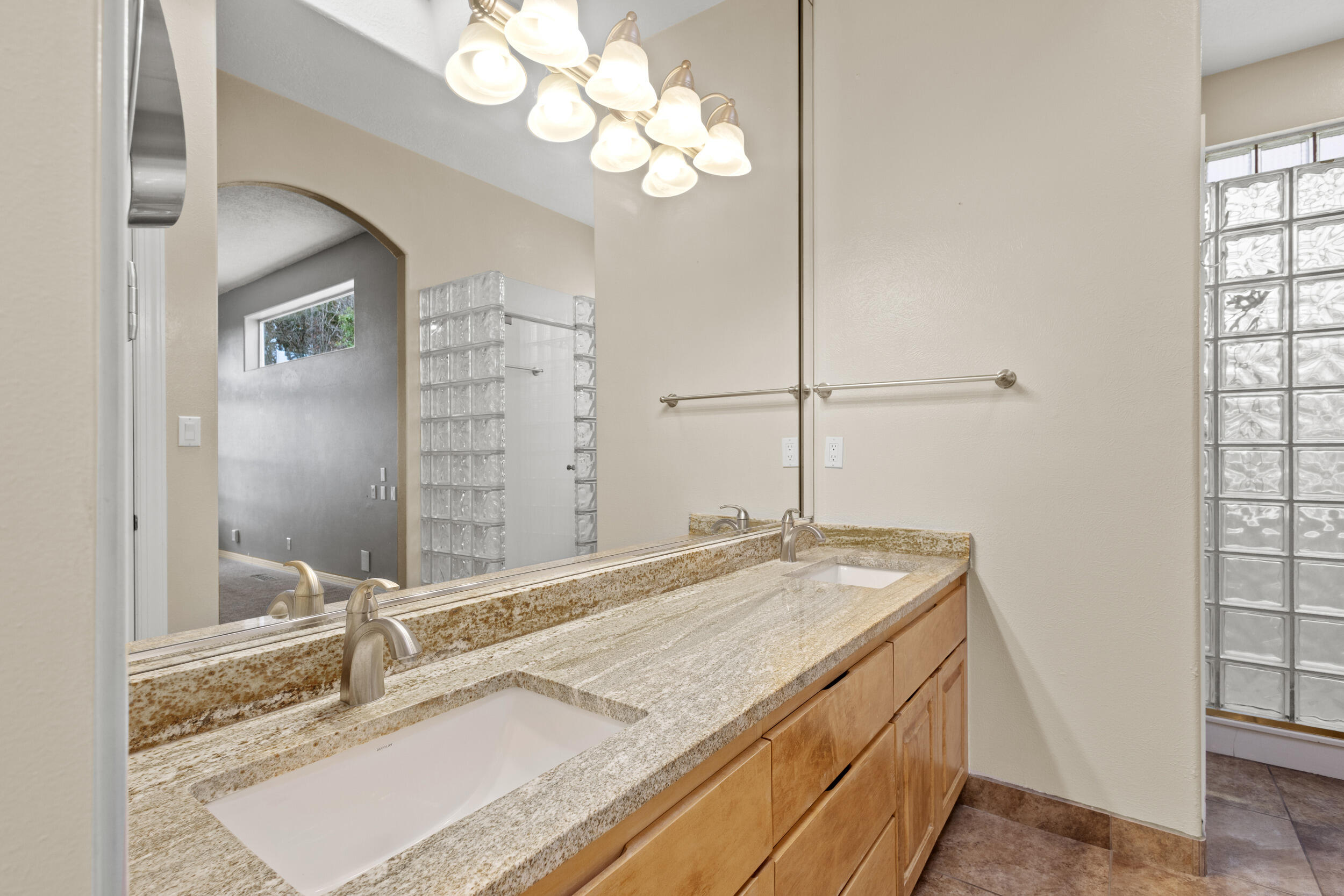 11112 Desert Classic Lane NE