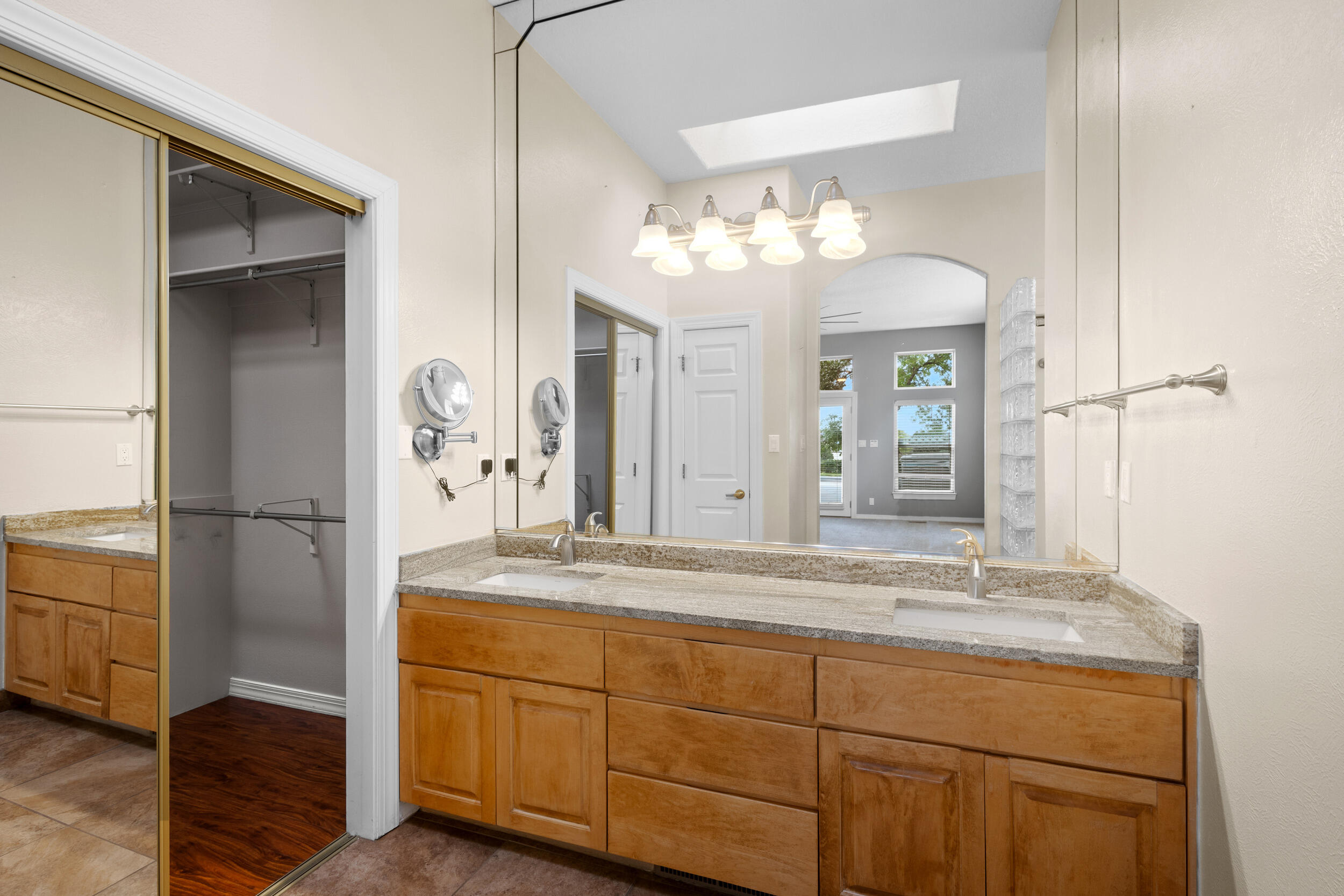 11112 Desert Classic Lane NE