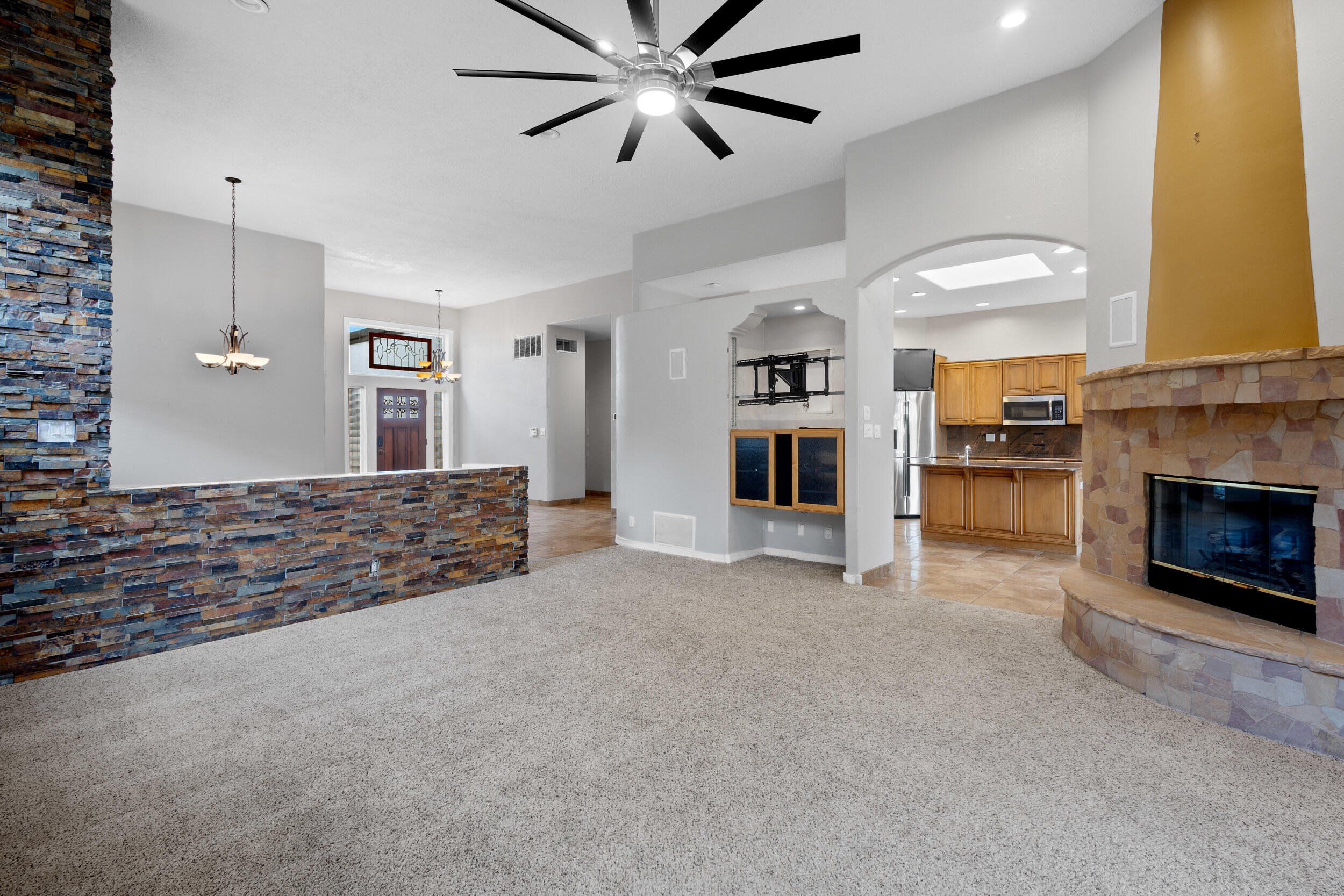 11112 Desert Classic Lane NE
