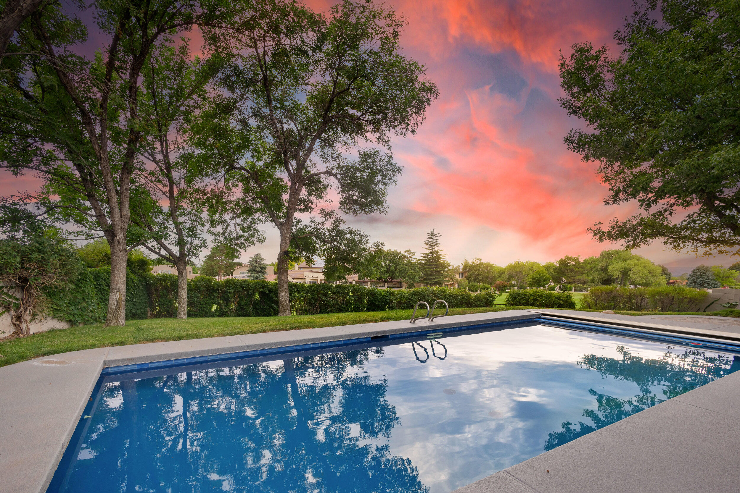 11112 Desert Classic Lane NE