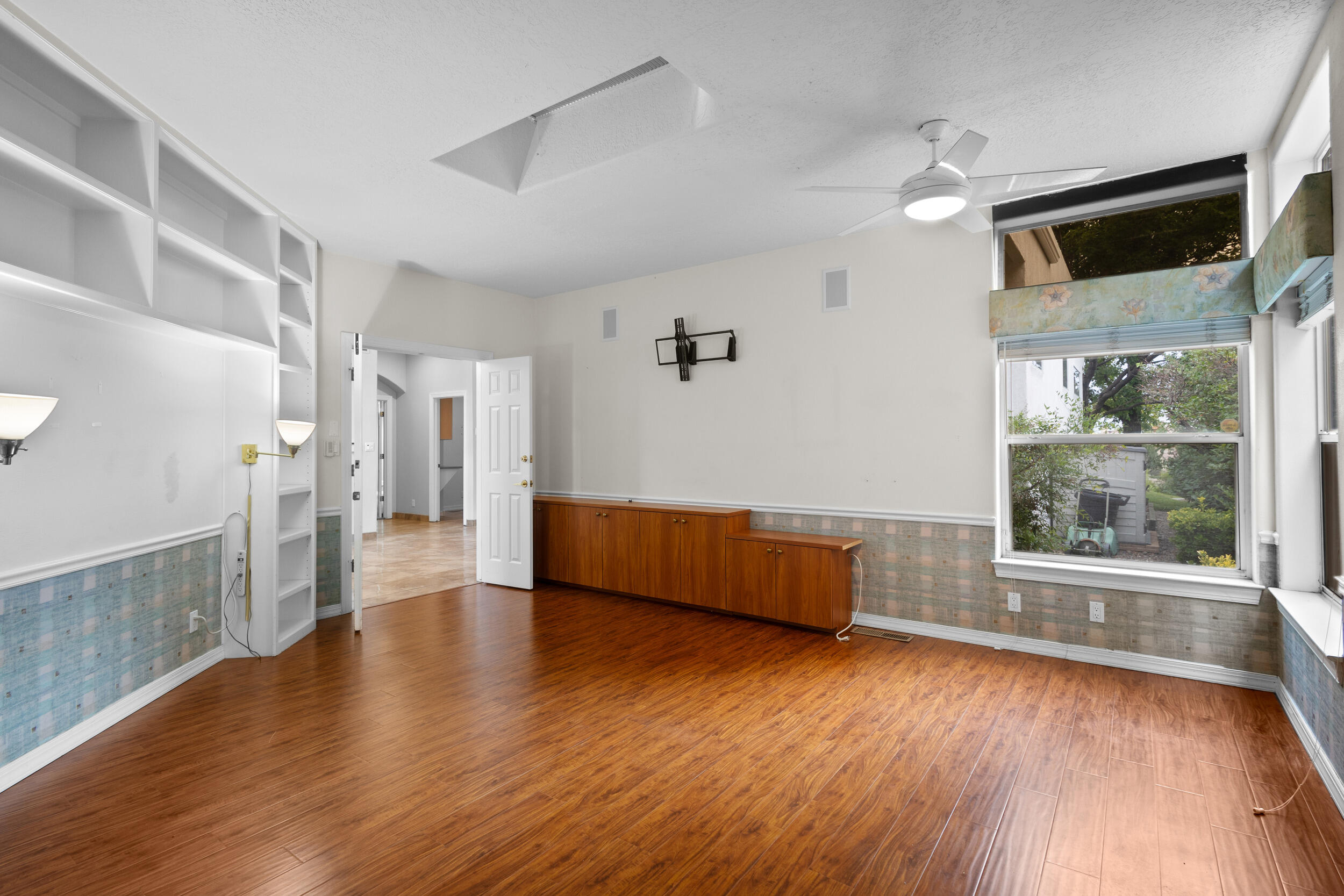 11112 Desert Classic Lane NE