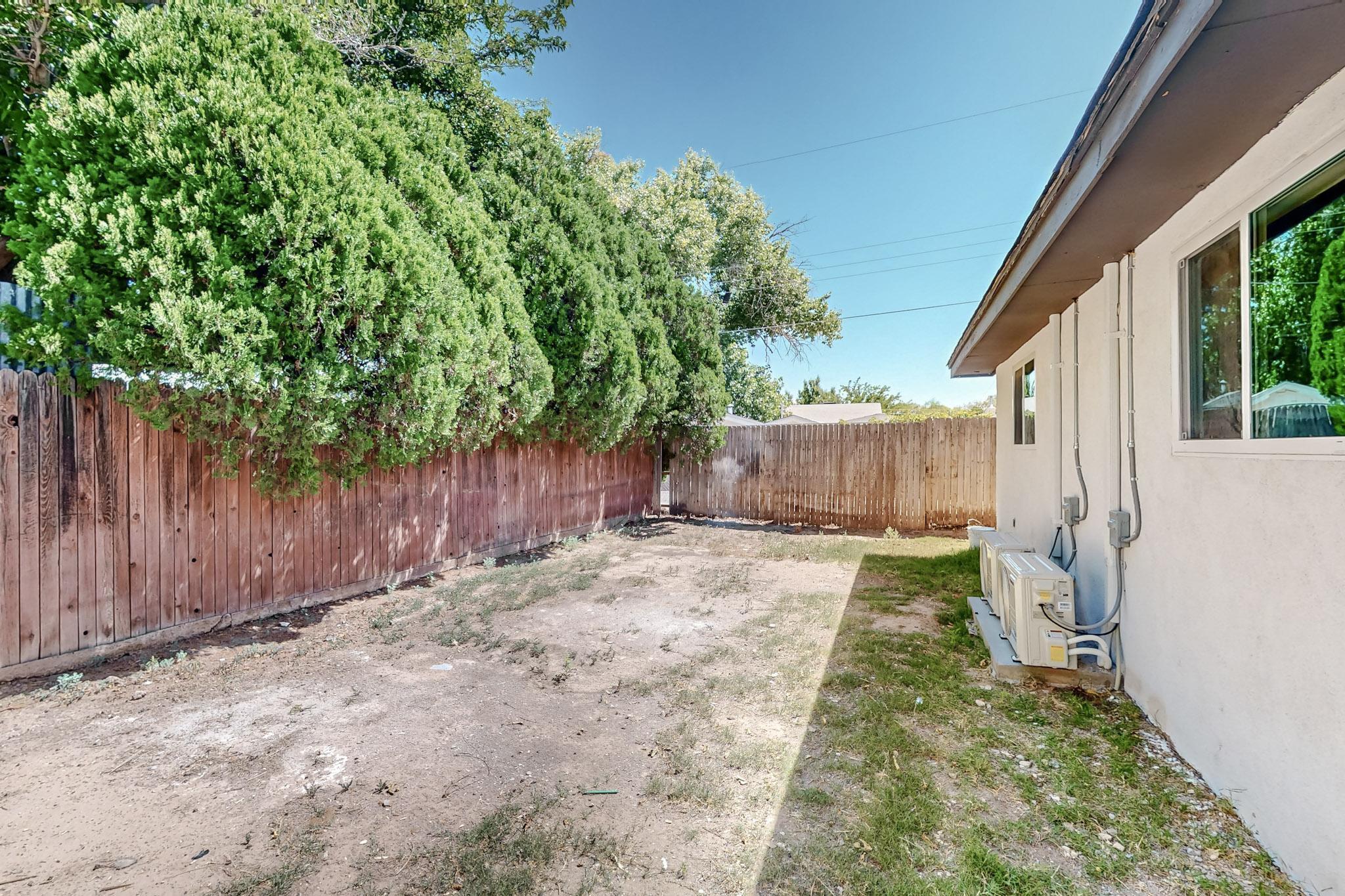308 Saavedra Road SW