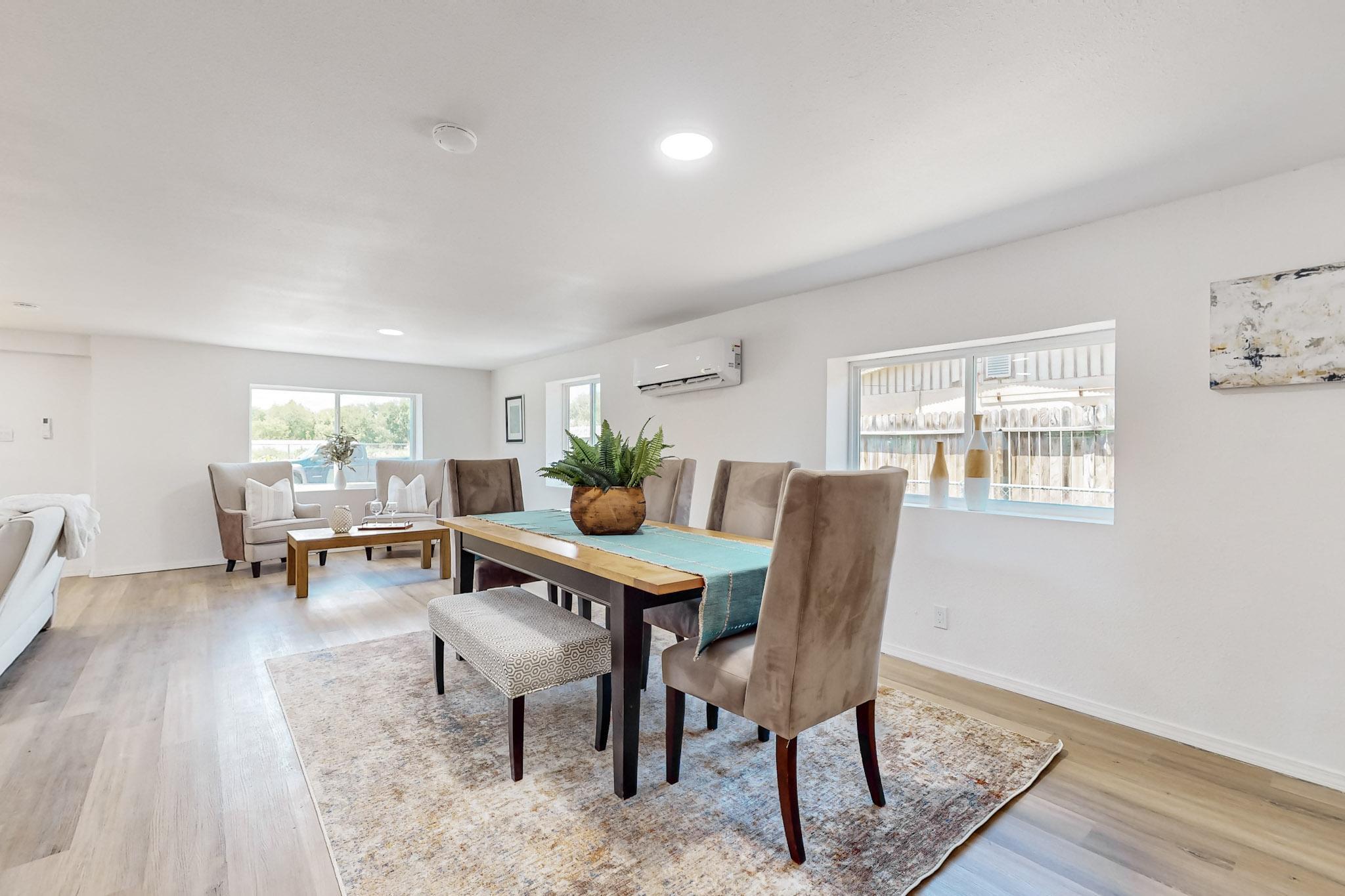 308 Saavedra Road SW