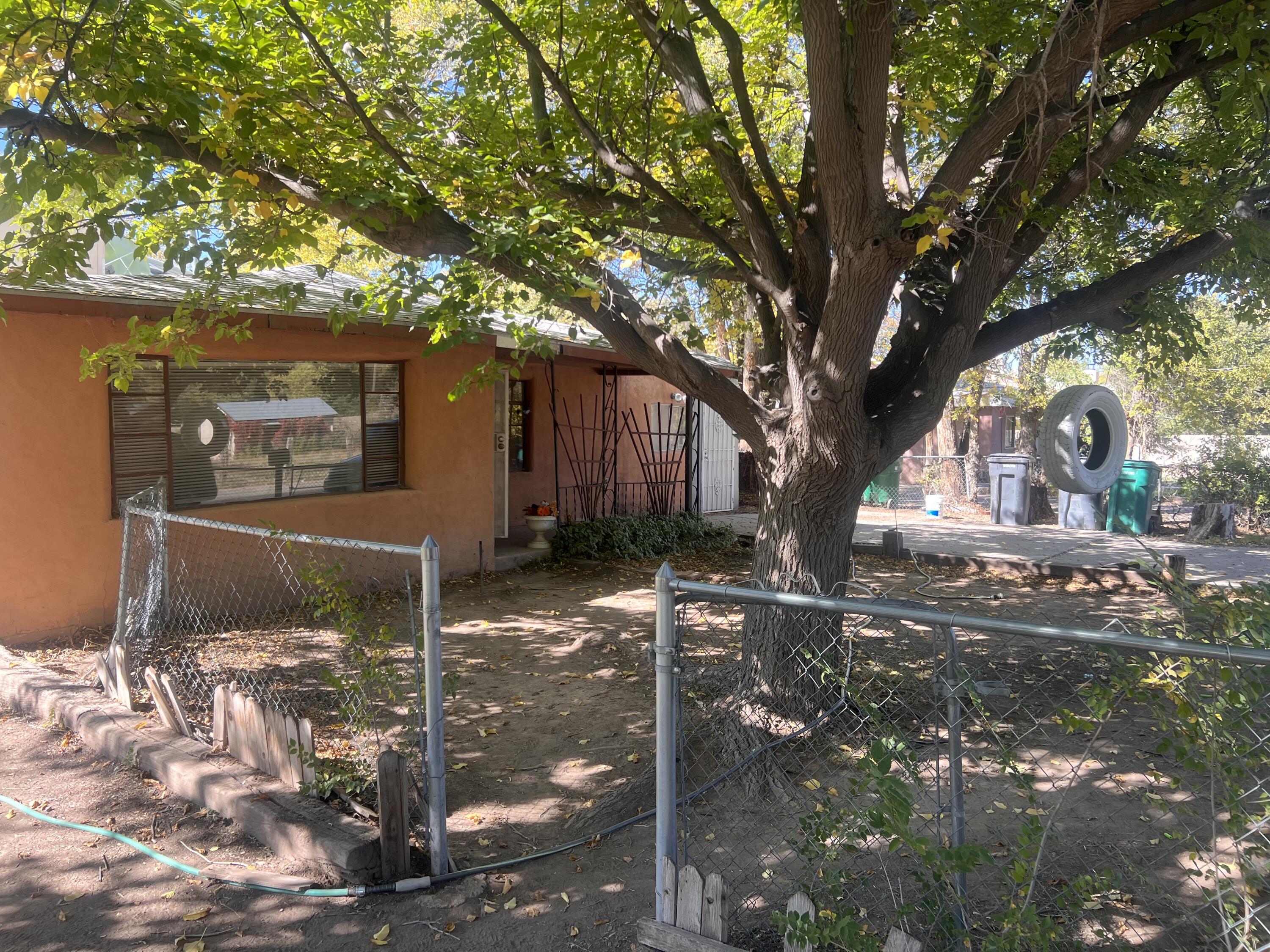 2541 La Vega Drive SW