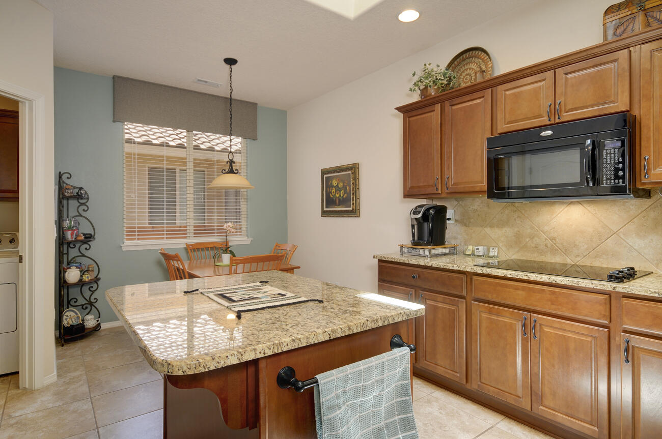 801 Golden Yarrow Trail
