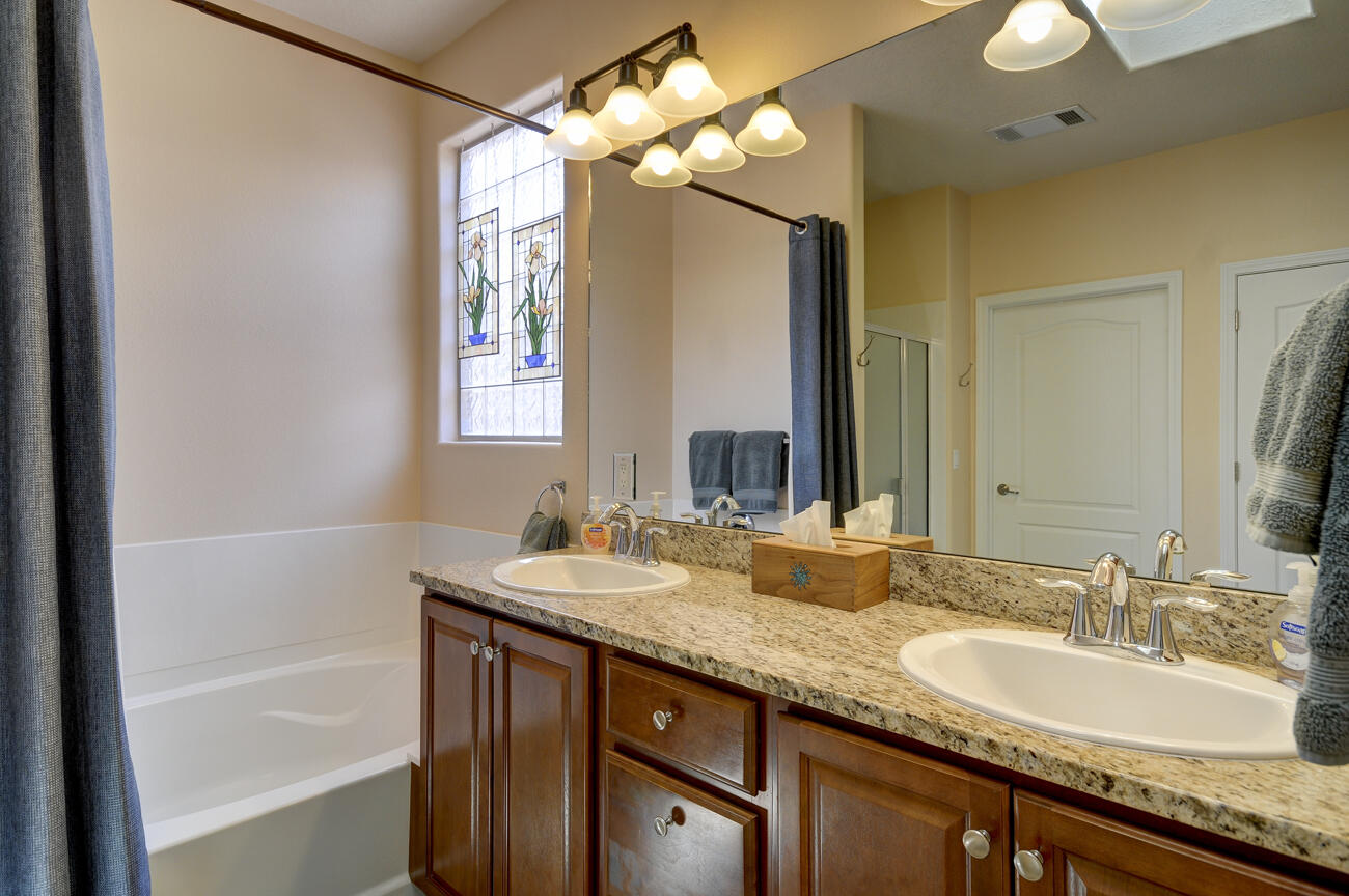 801 Golden Yarrow Trail