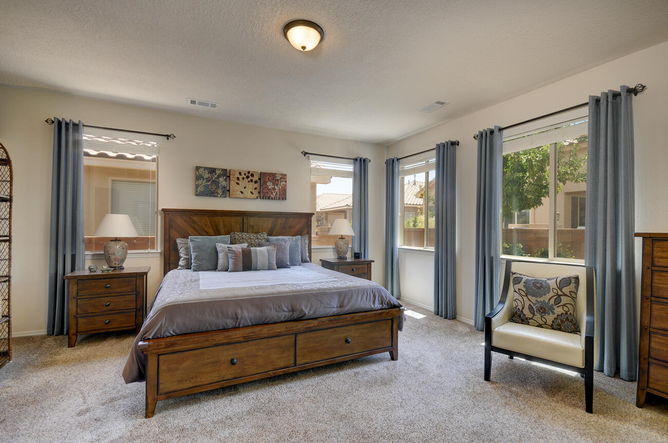 801 Golden Yarrow Trail