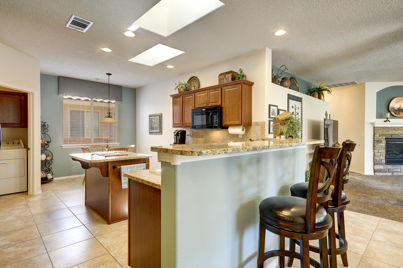 801 Golden Yarrow Trail