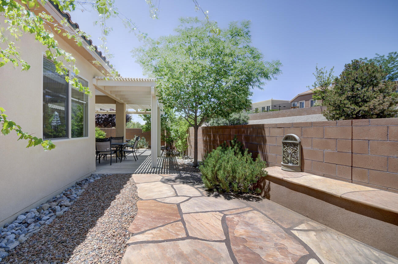 801 Golden Yarrow Trail