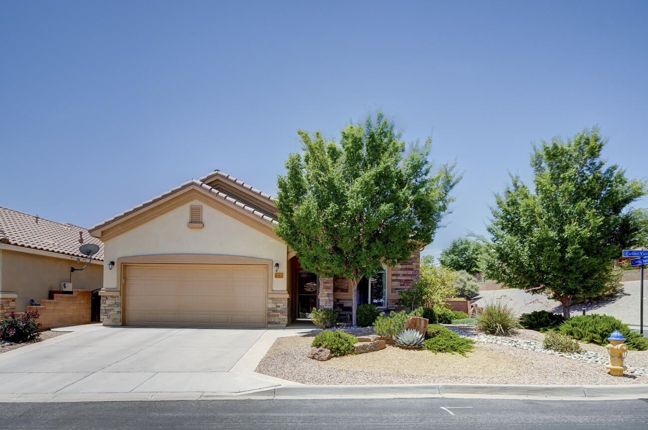 801 Golden Yarrow Trail
