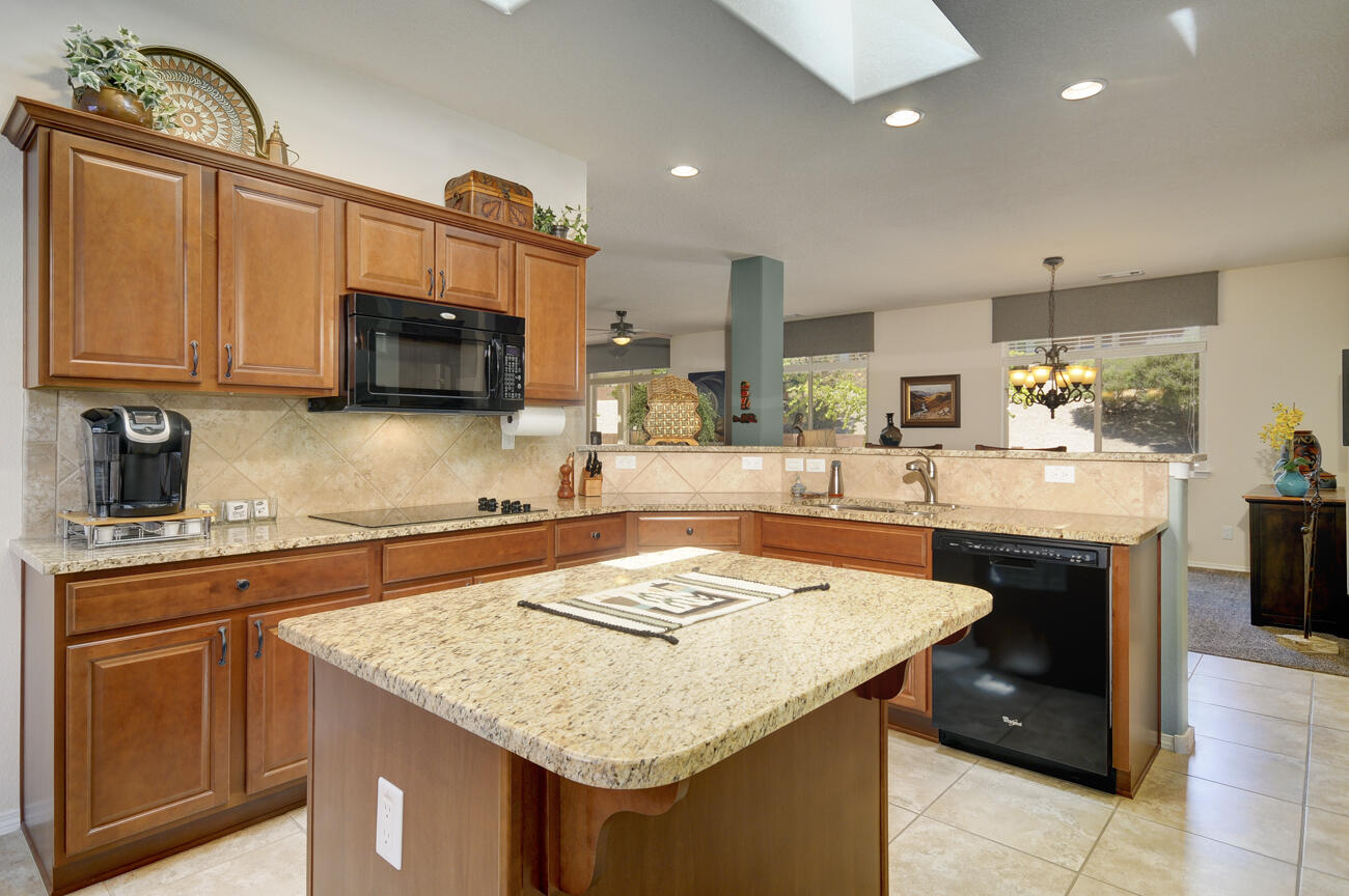 801 Golden Yarrow Trail