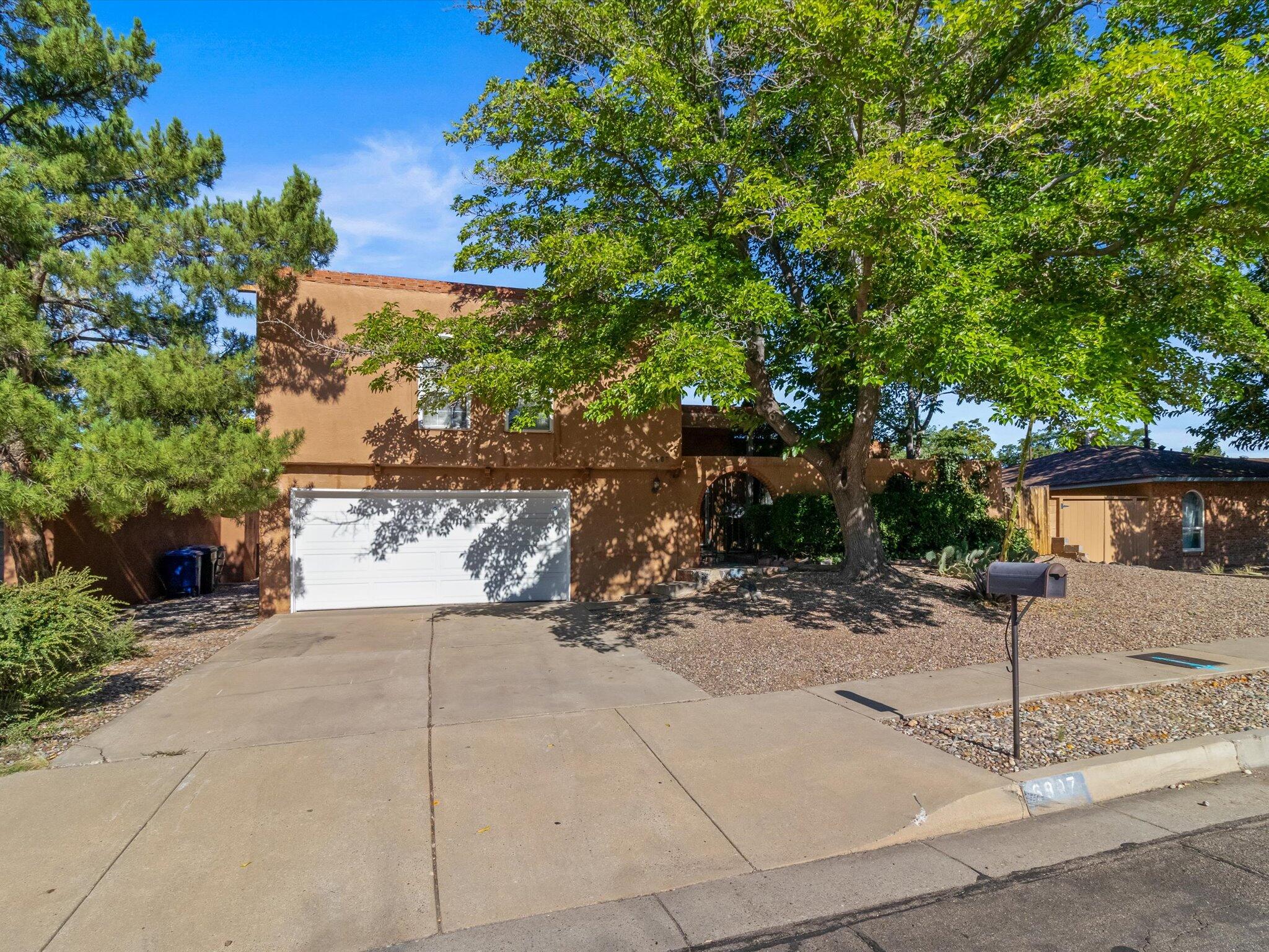 6807 Frantz Drive NE