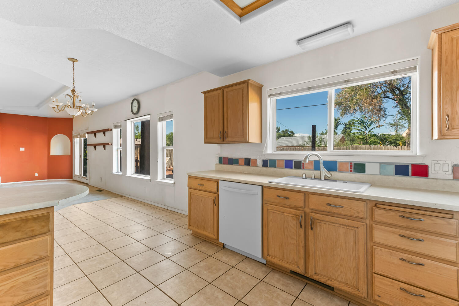 2305 Don Onofre Trail NW