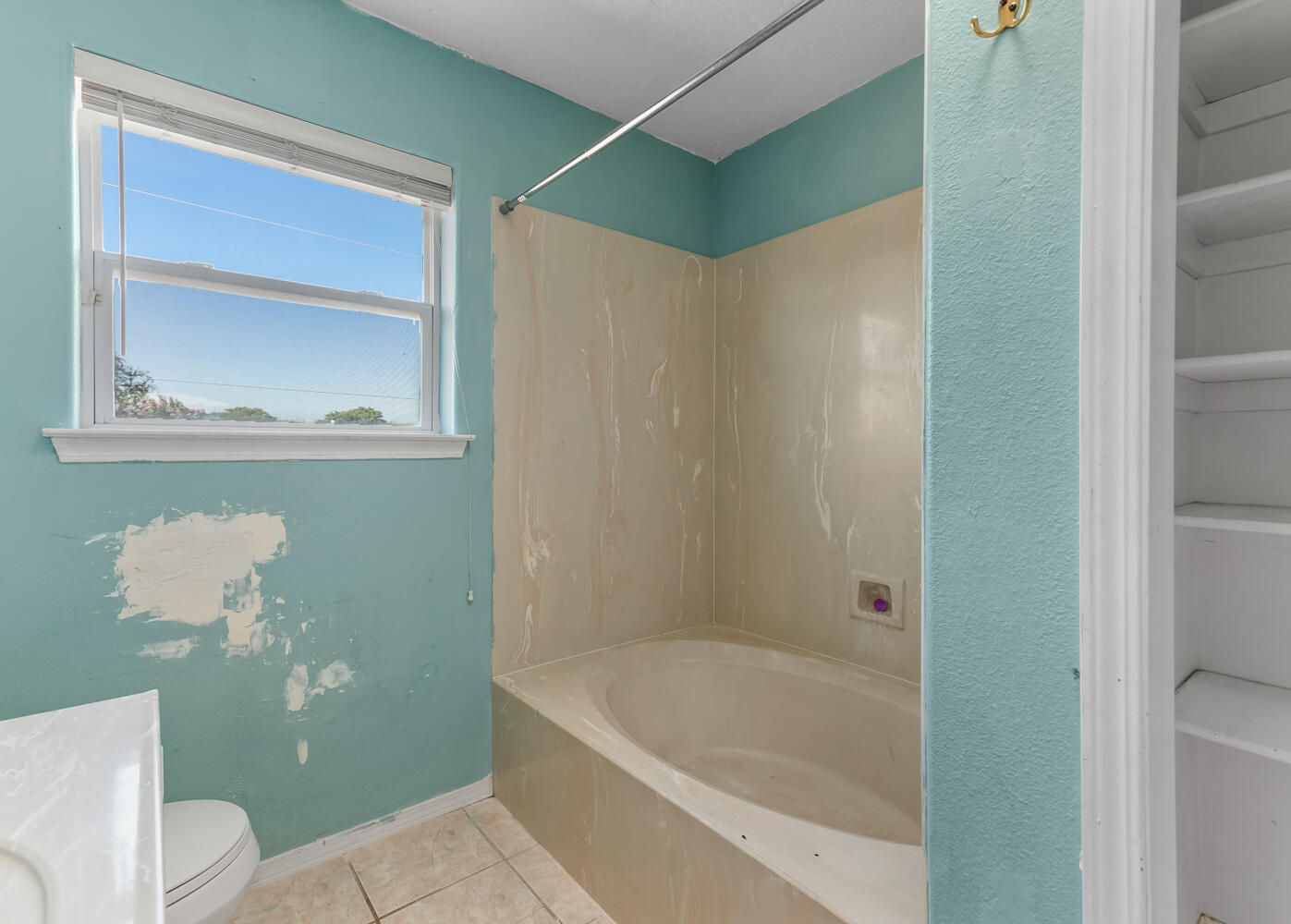 2305 Don Onofre Trail NW
