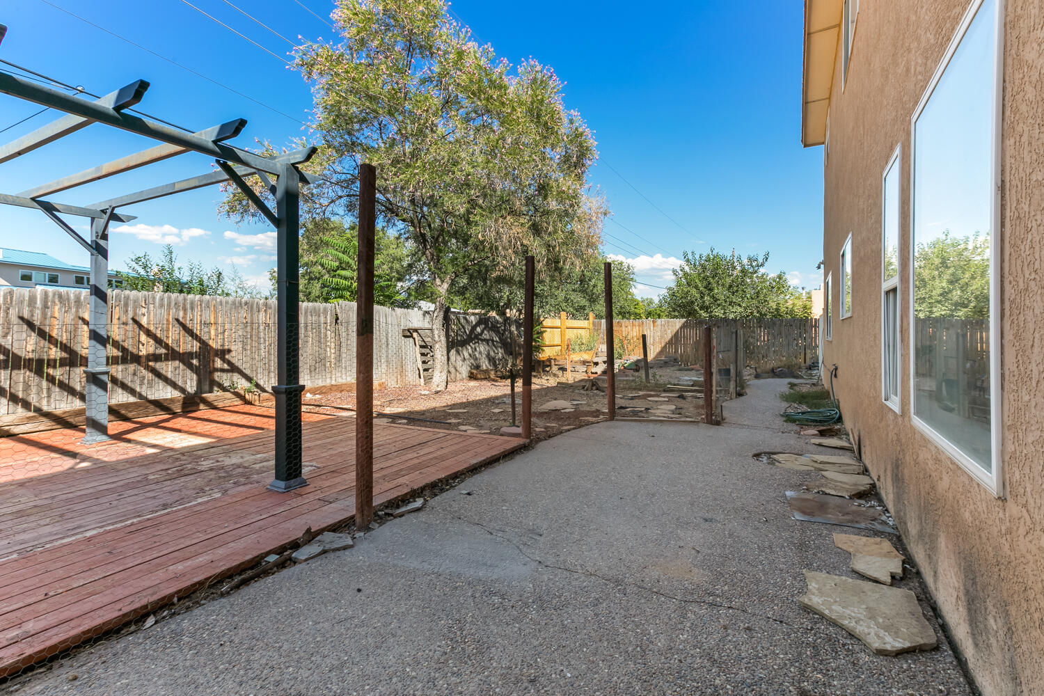 2305 Don Onofre Trail NW