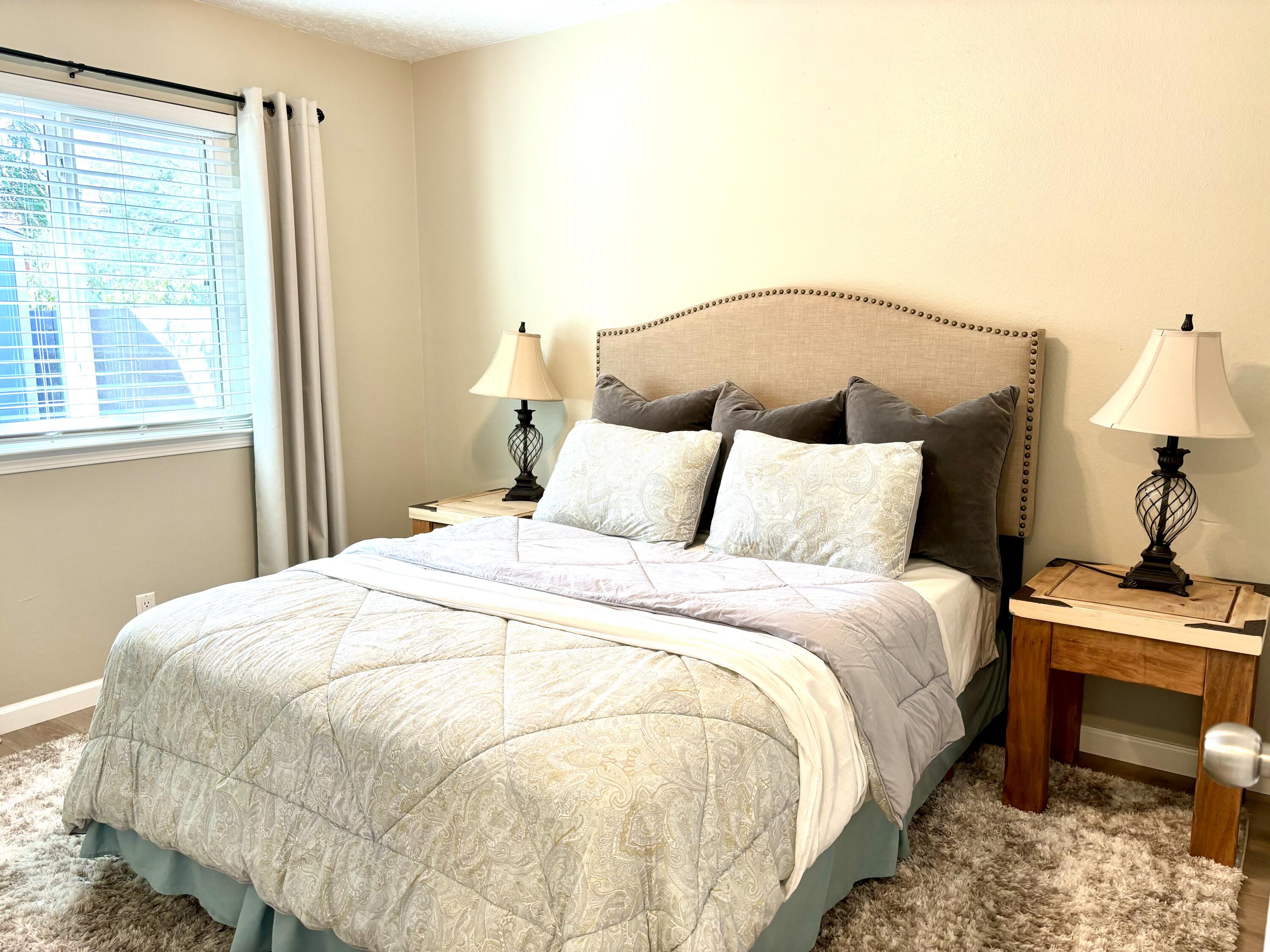 5905 Prairie Night Lane NW