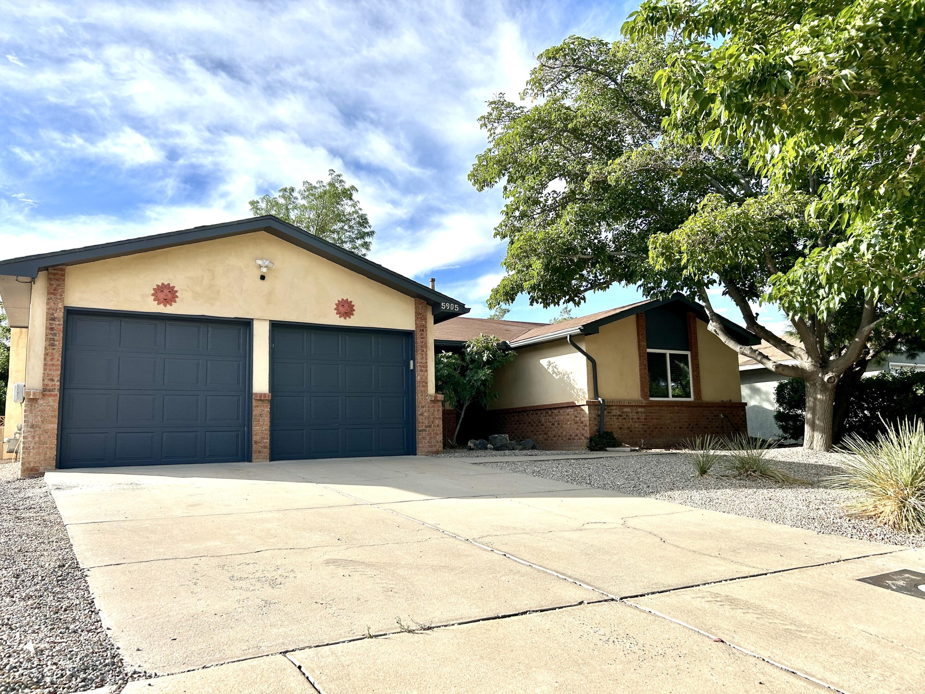 5905 Prairie Night Lane NW