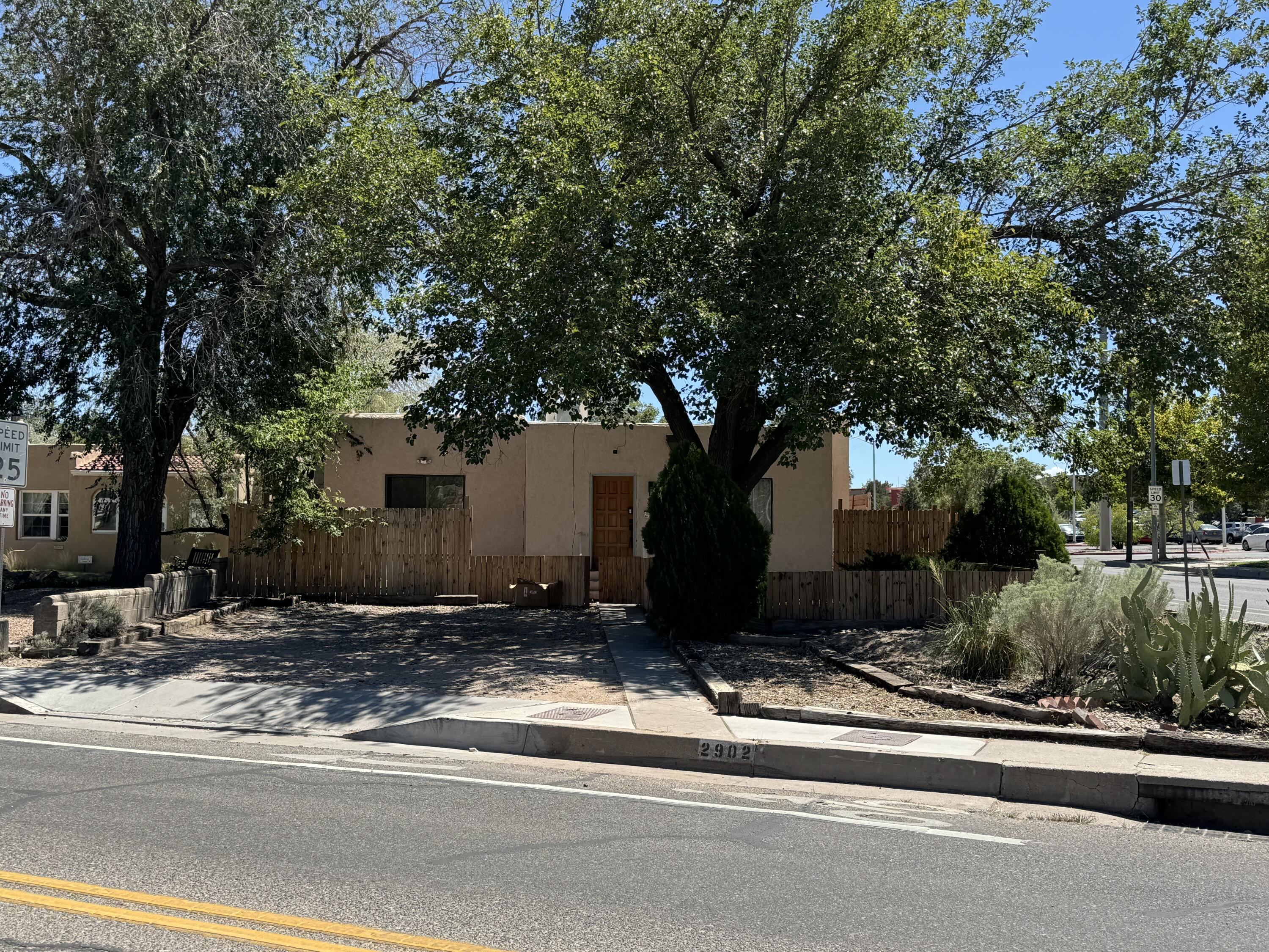 2902 Campus Boulevard NE