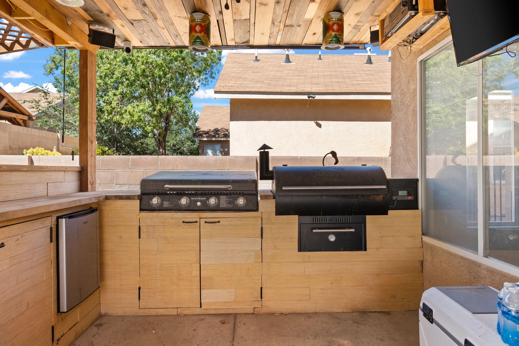 5812 Night Shadow Avenue NW