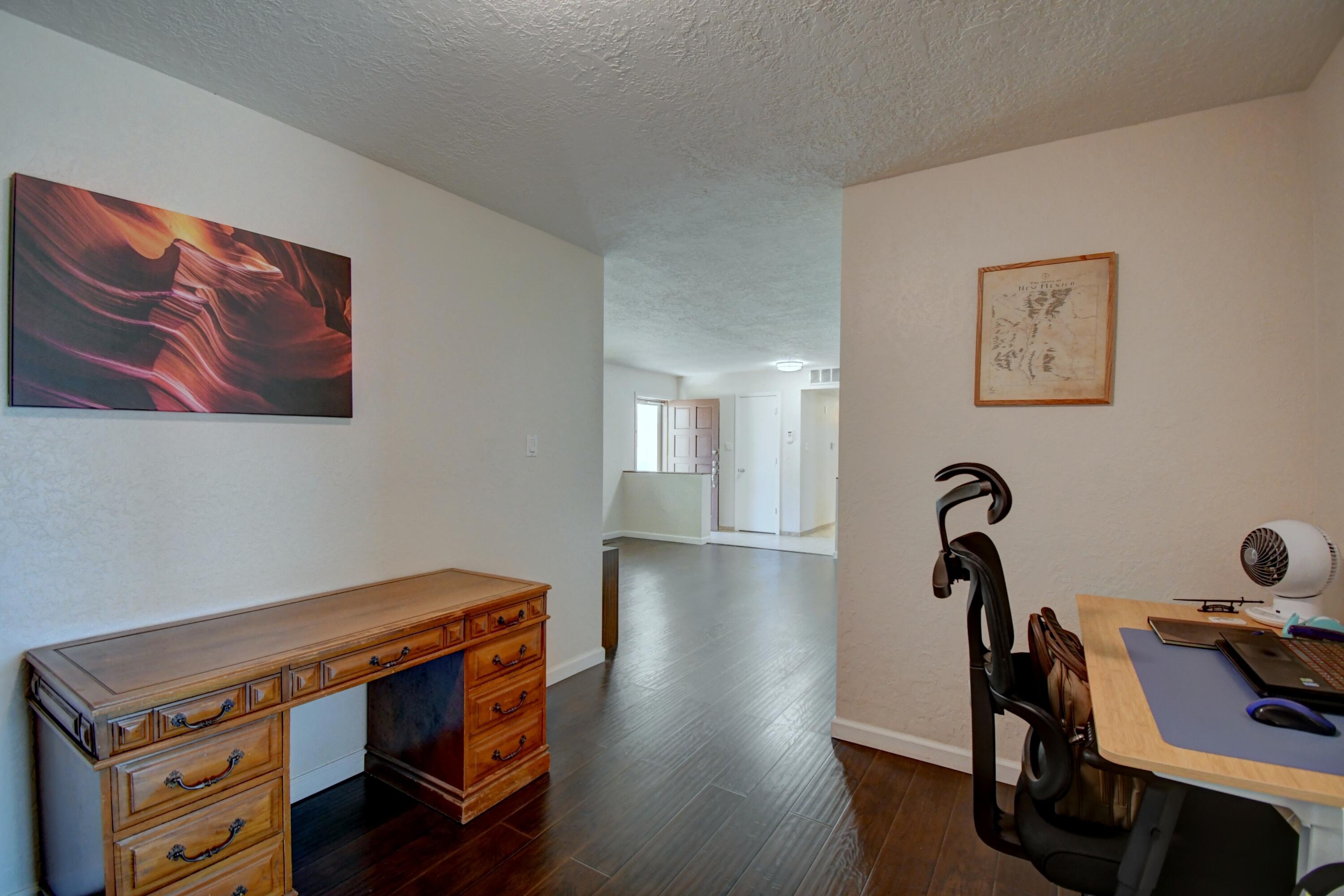 4005 Cibola Village Drive NE