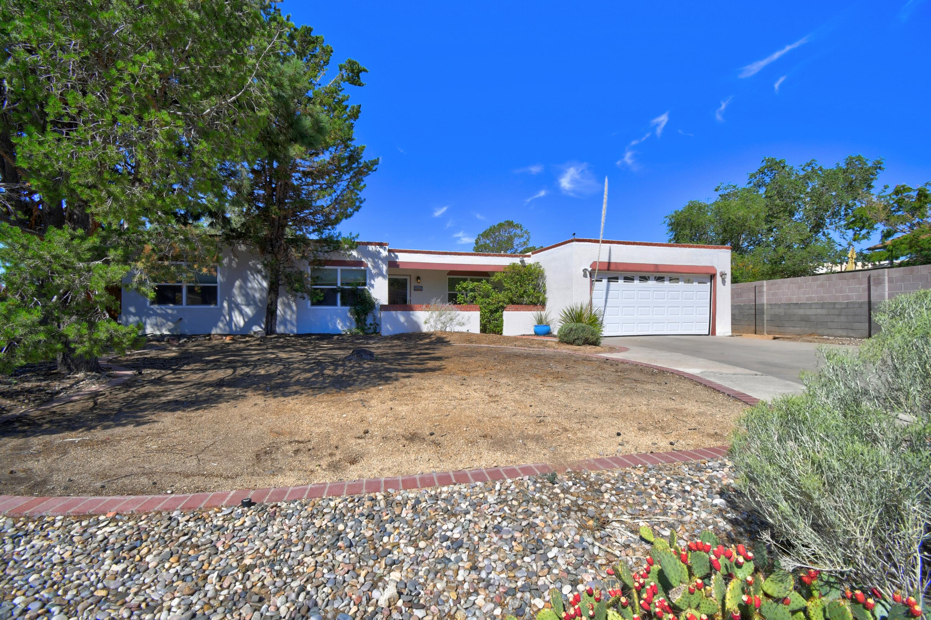 4005 Cibola Village Drive NE