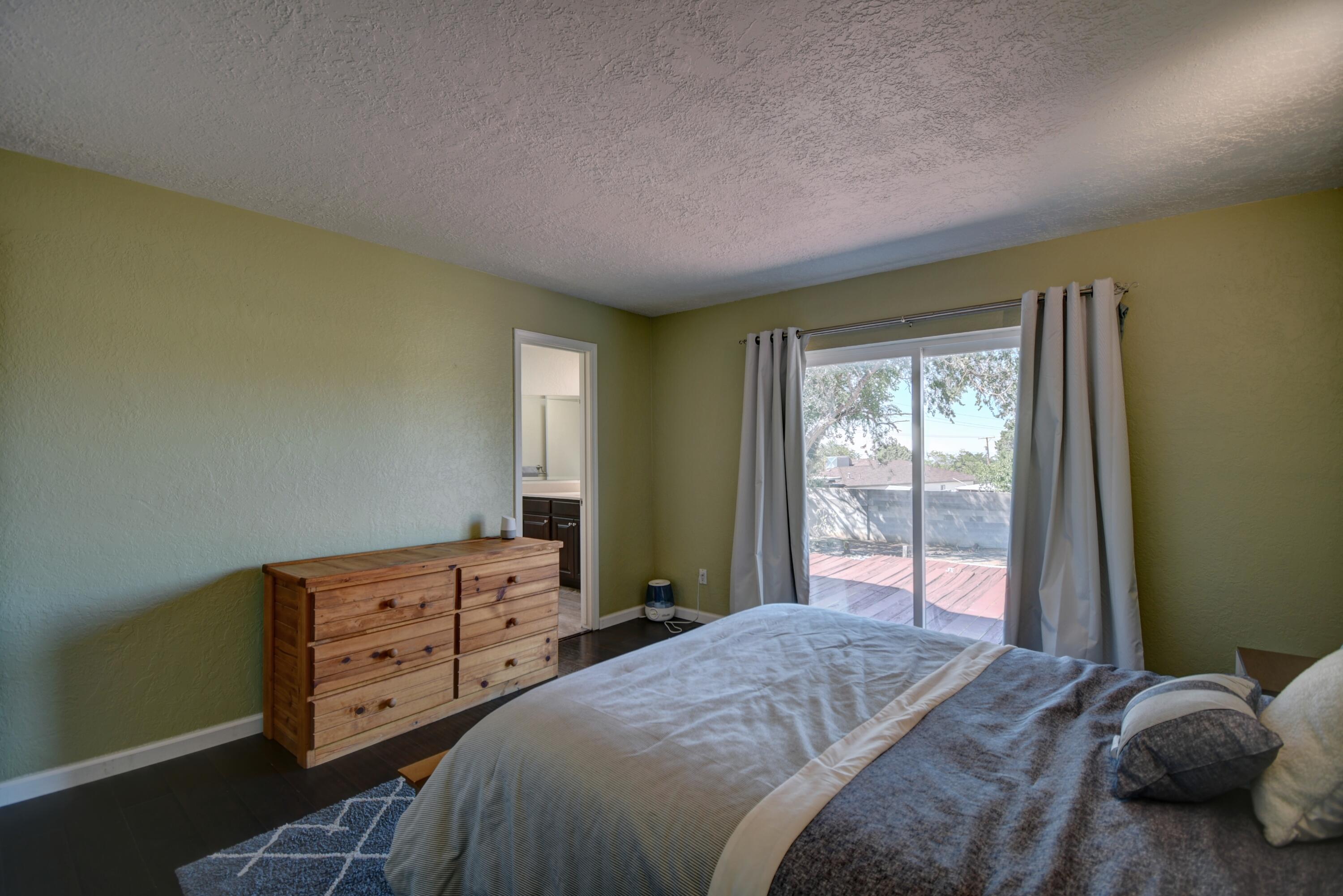 4005 Cibola Village Drive NE