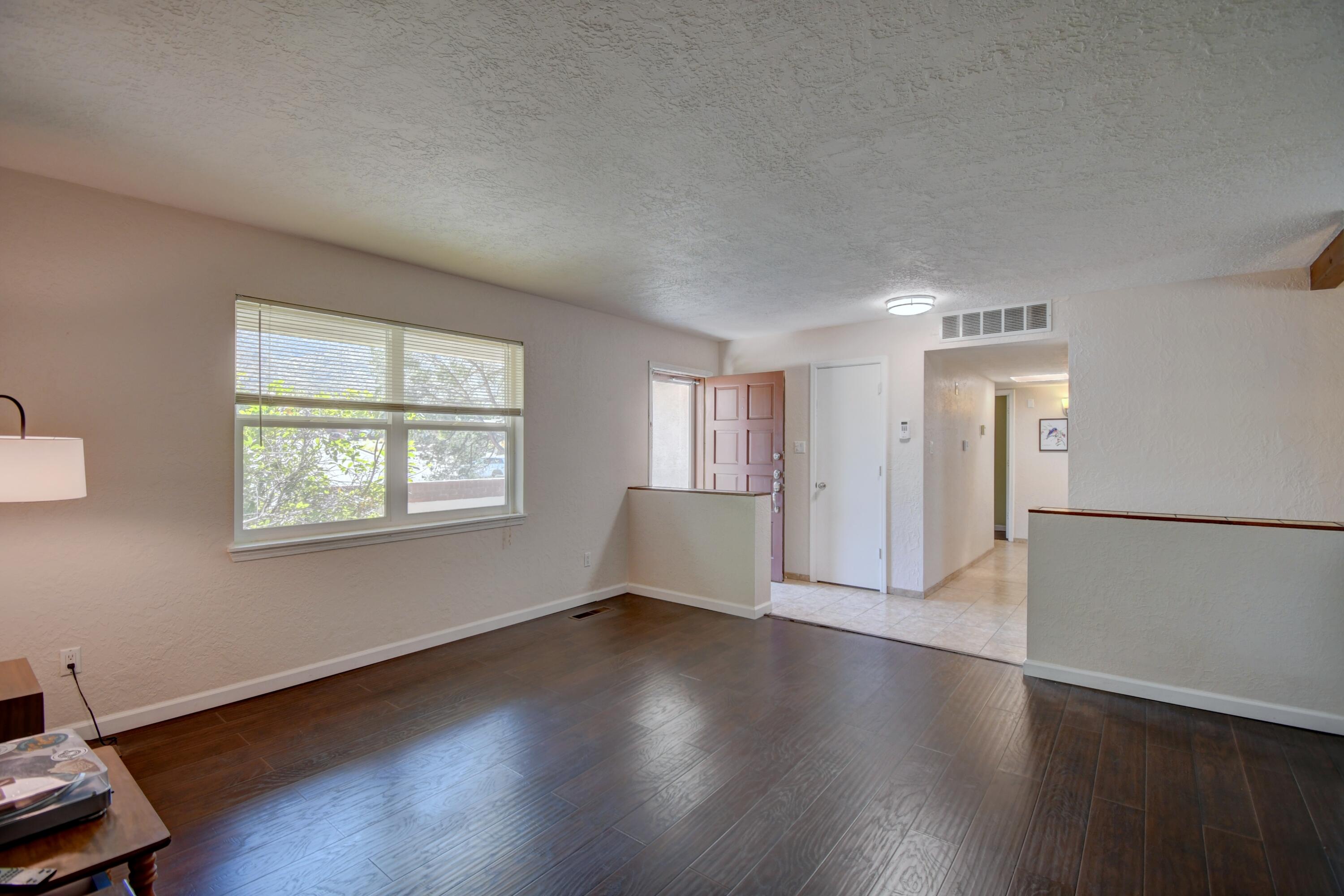 4005 Cibola Village Drive NE