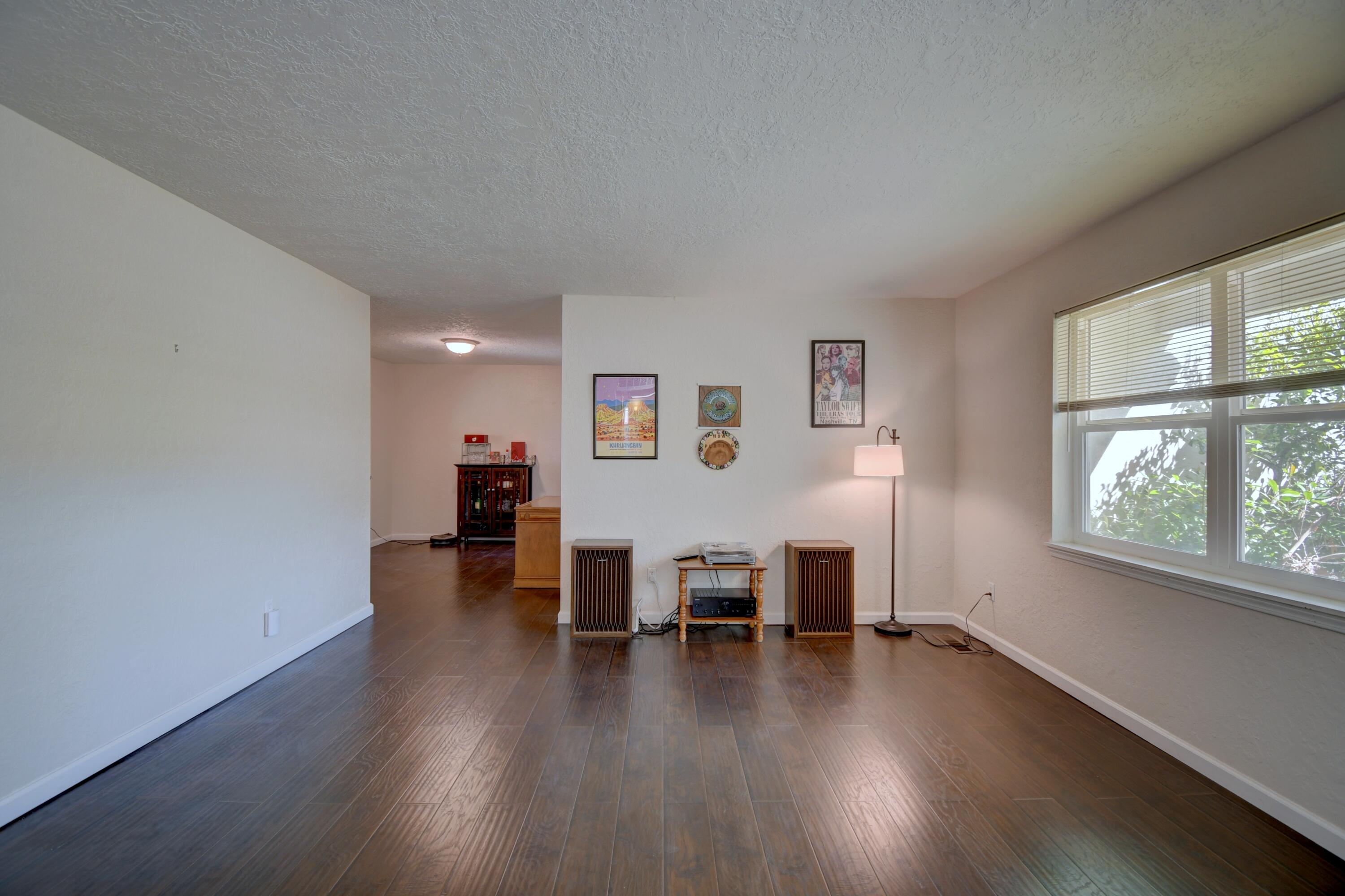 4005 Cibola Village Drive NE