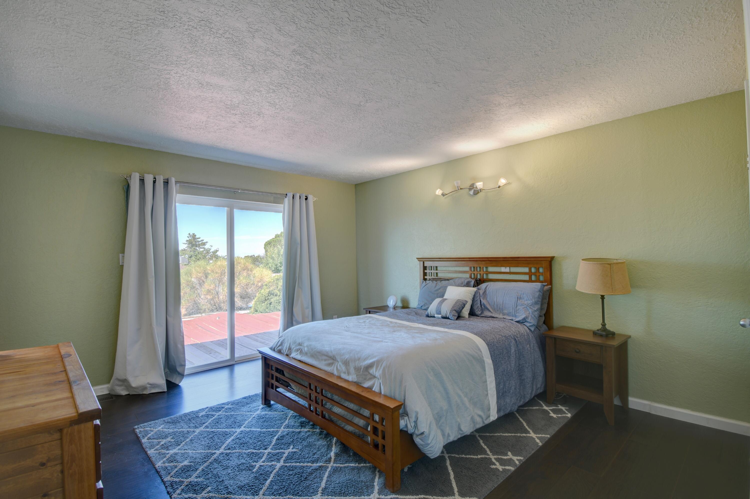 4005 Cibola Village Drive NE
