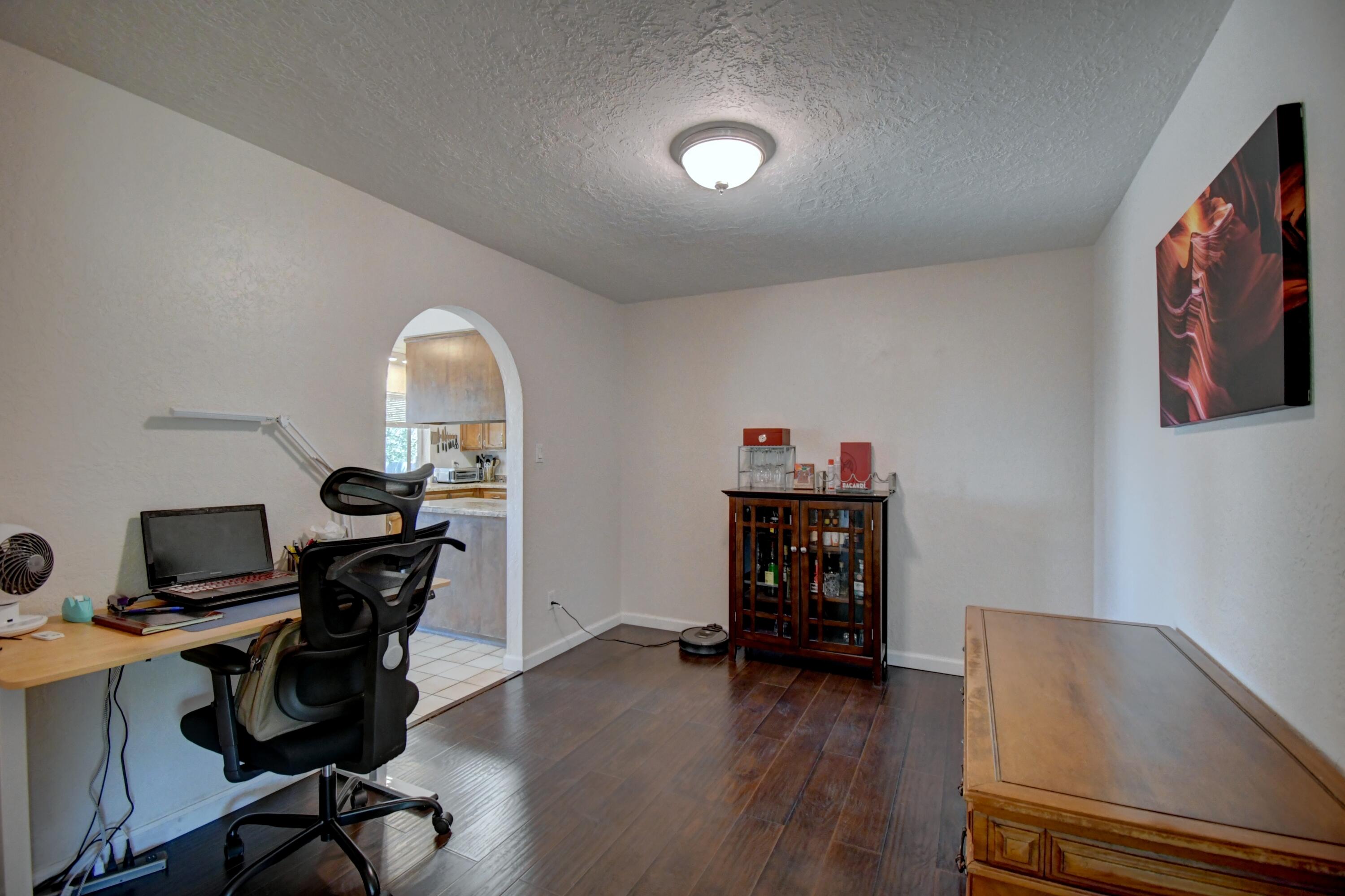 4005 Cibola Village Drive NE