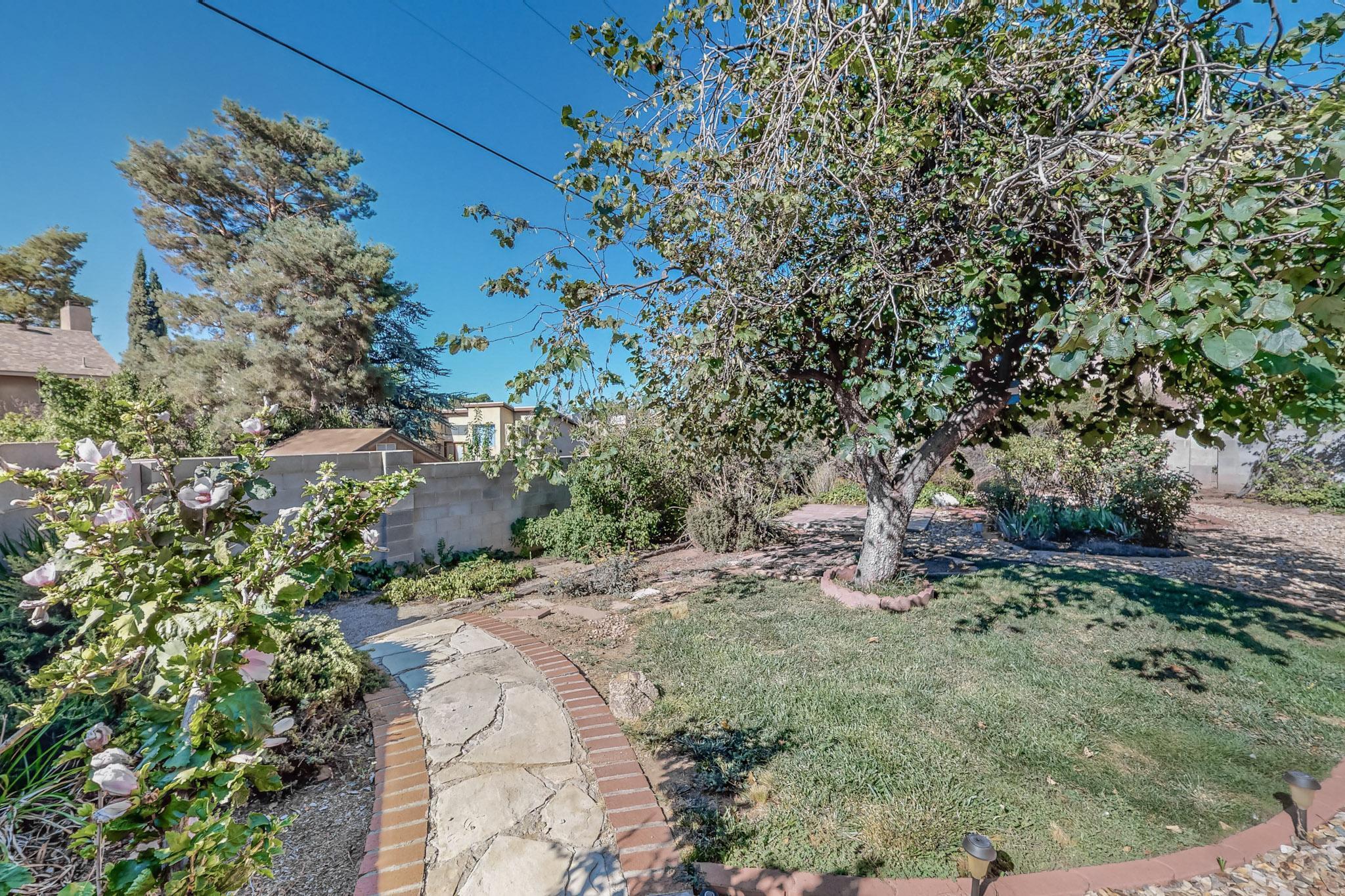 9508 Sierra Vista Court NE