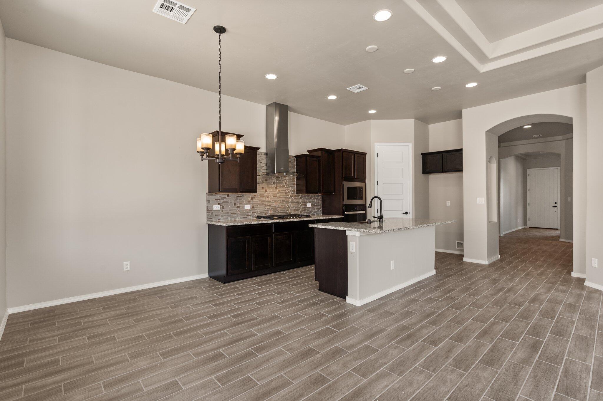 1505 TIERRA DEL NORTE Loop NE