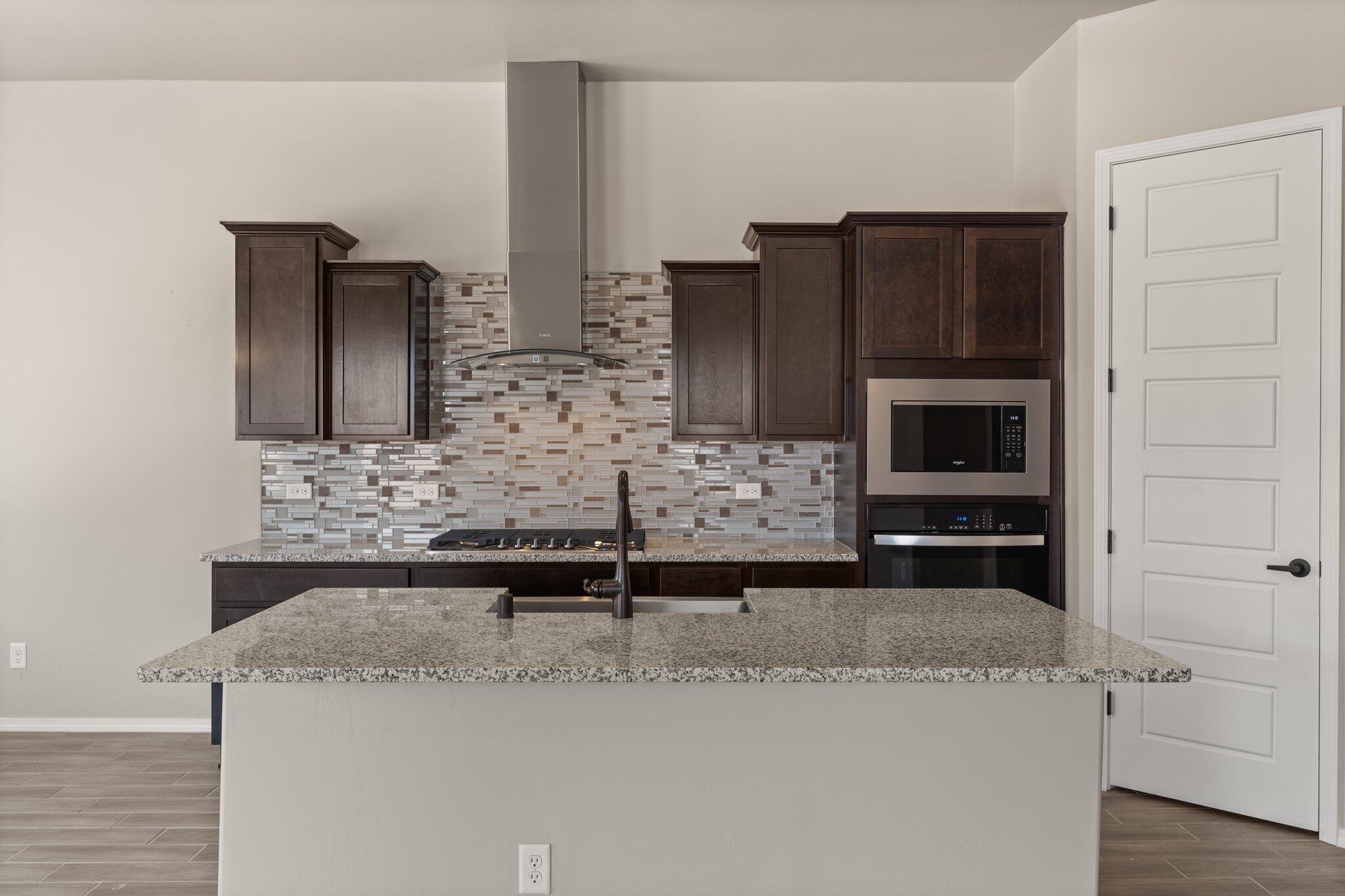 1505 TIERRA DEL NORTE Loop NE