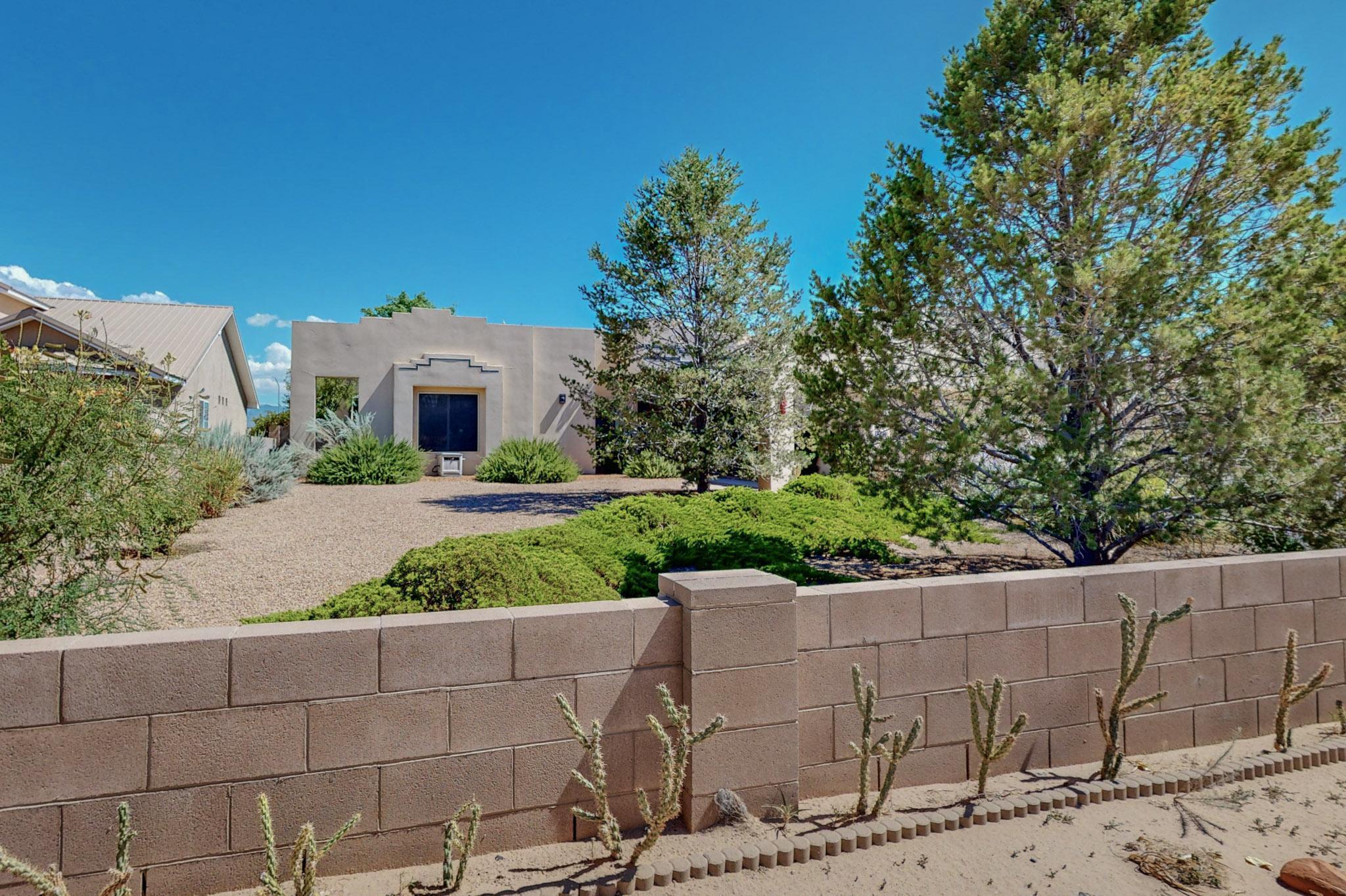700 Monterrey Road NE
