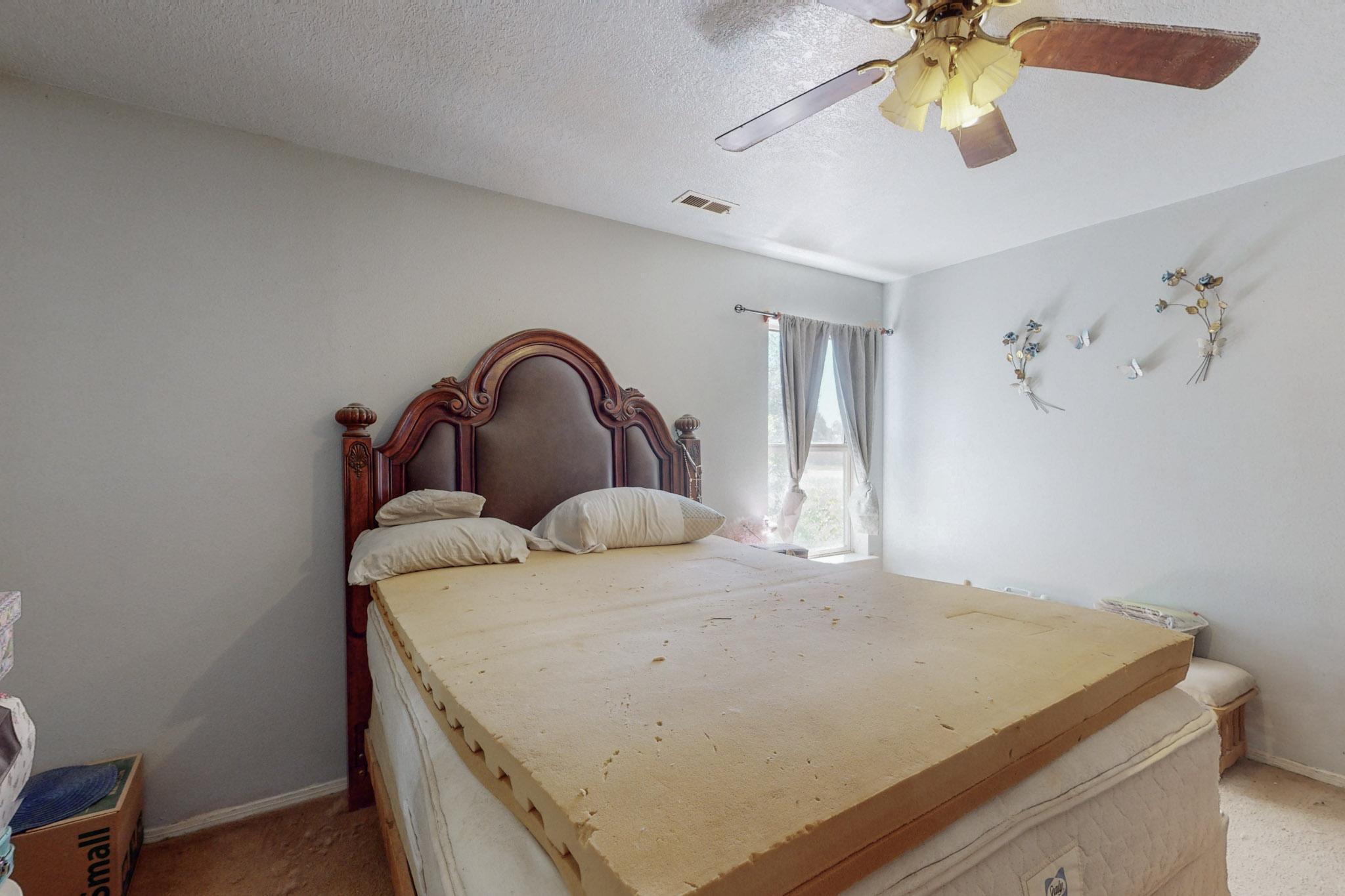 1 Bonnie Lane