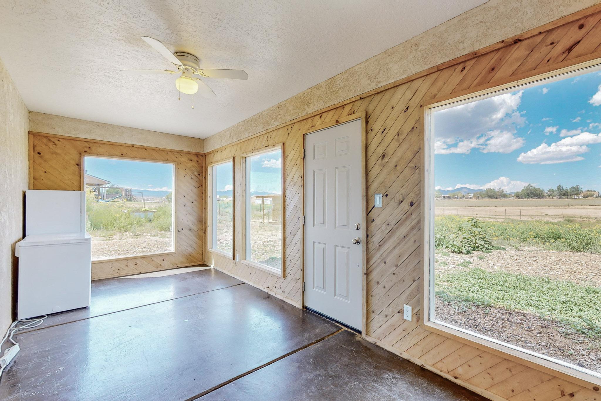 209 E Venus Road
