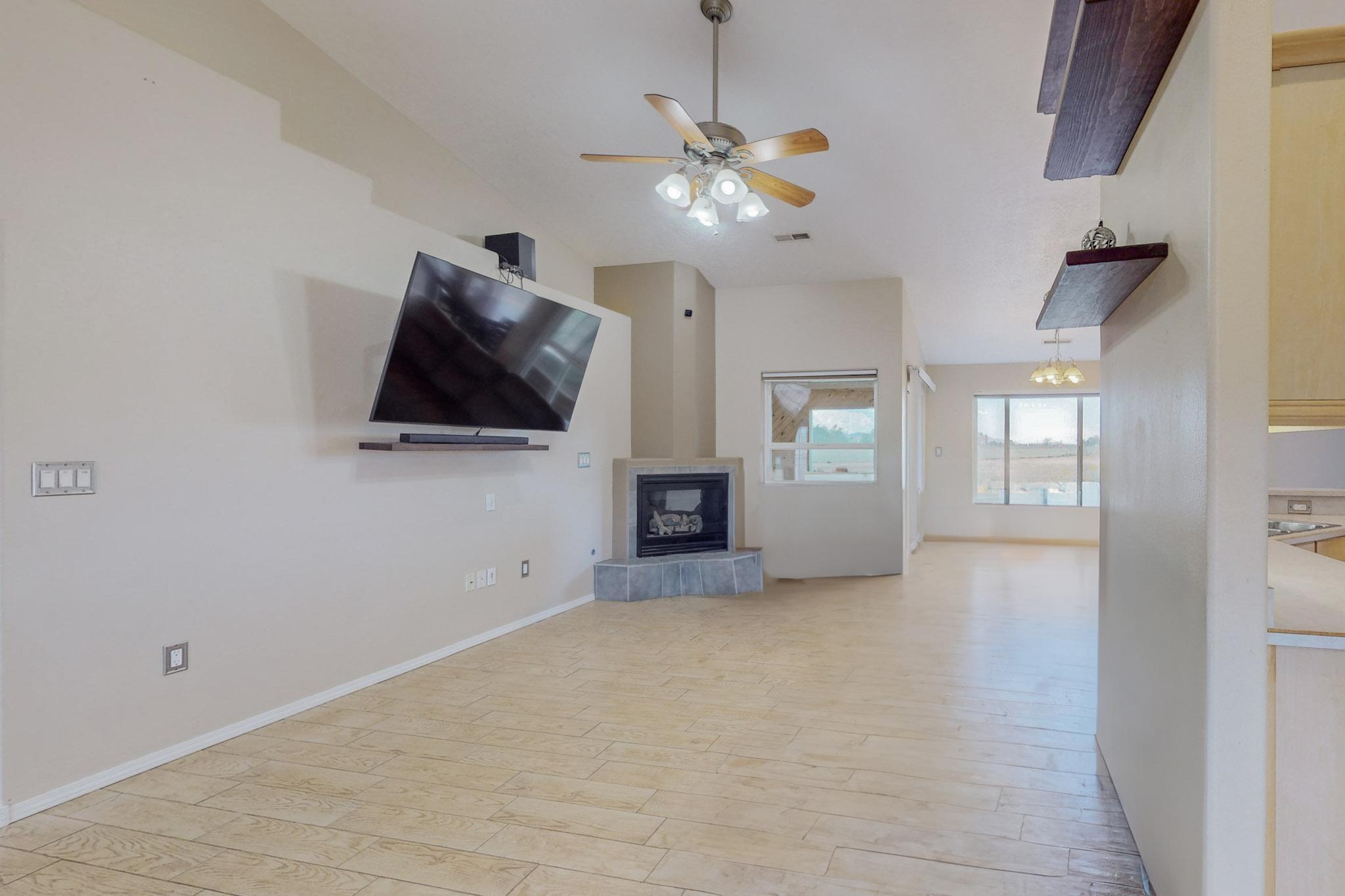 209 E Venus Road