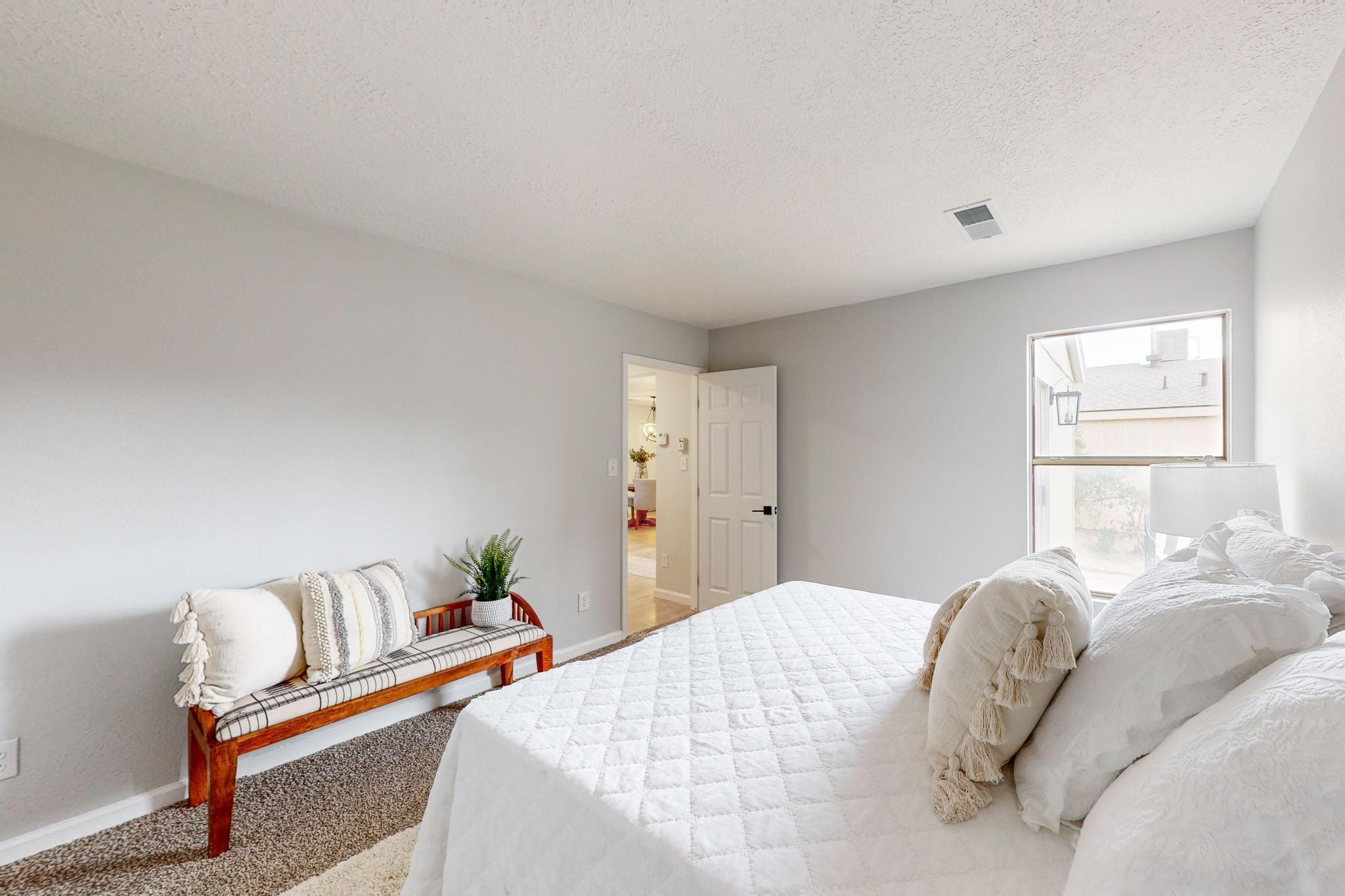 1757 Jeffrey Road NE