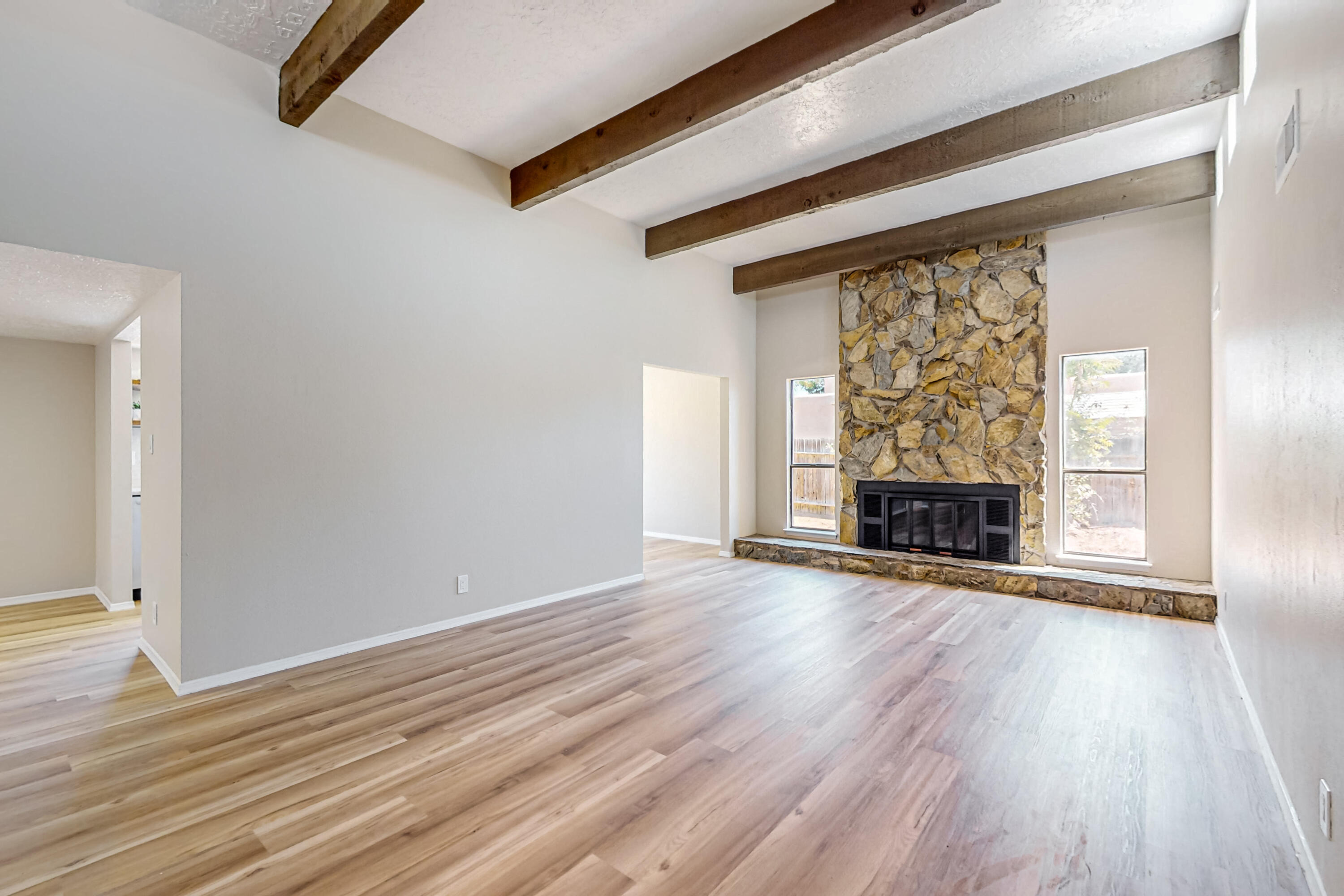 7209 DEL PASADO NW