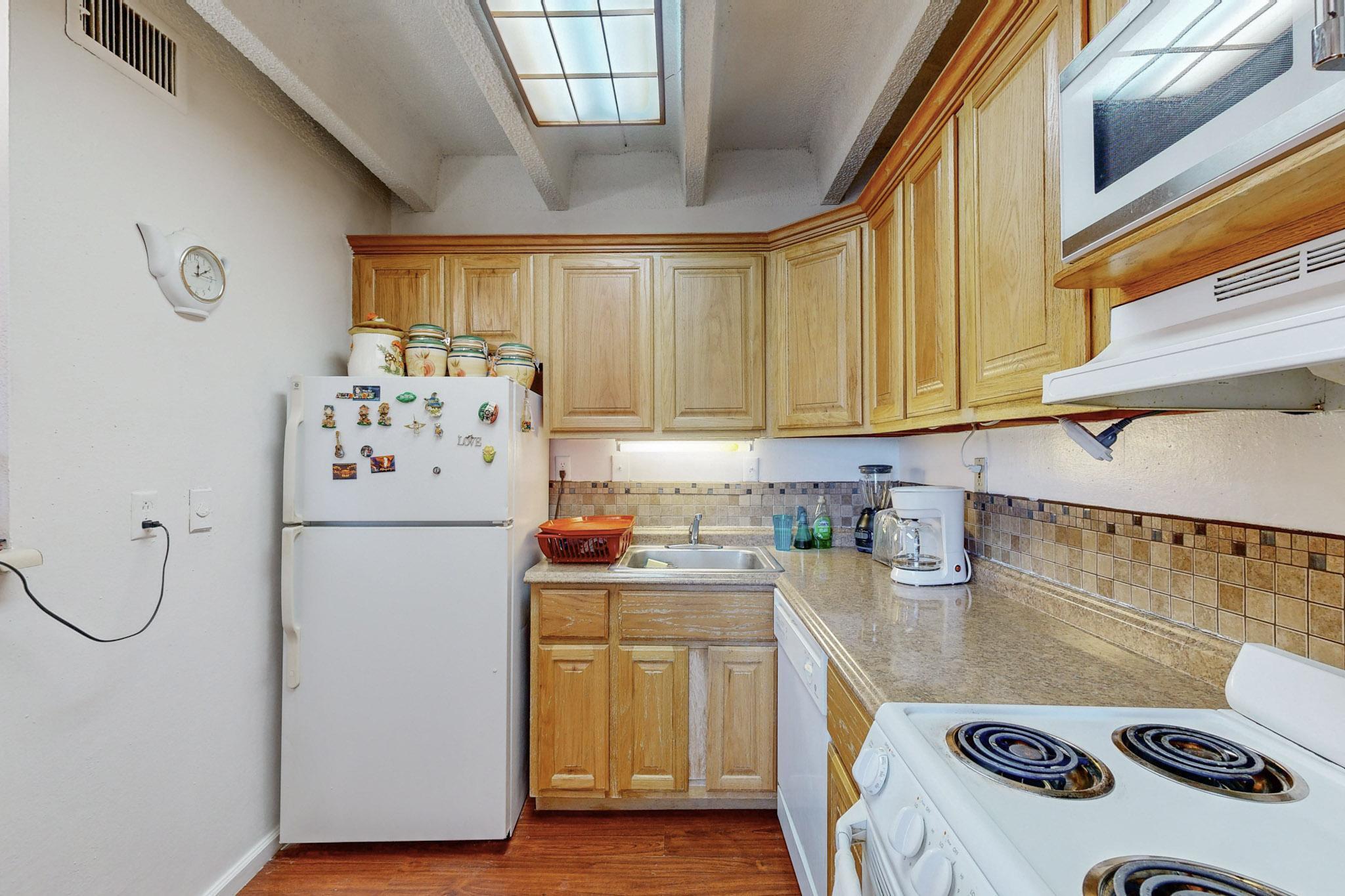 1100 Alvarado Drive SE 307