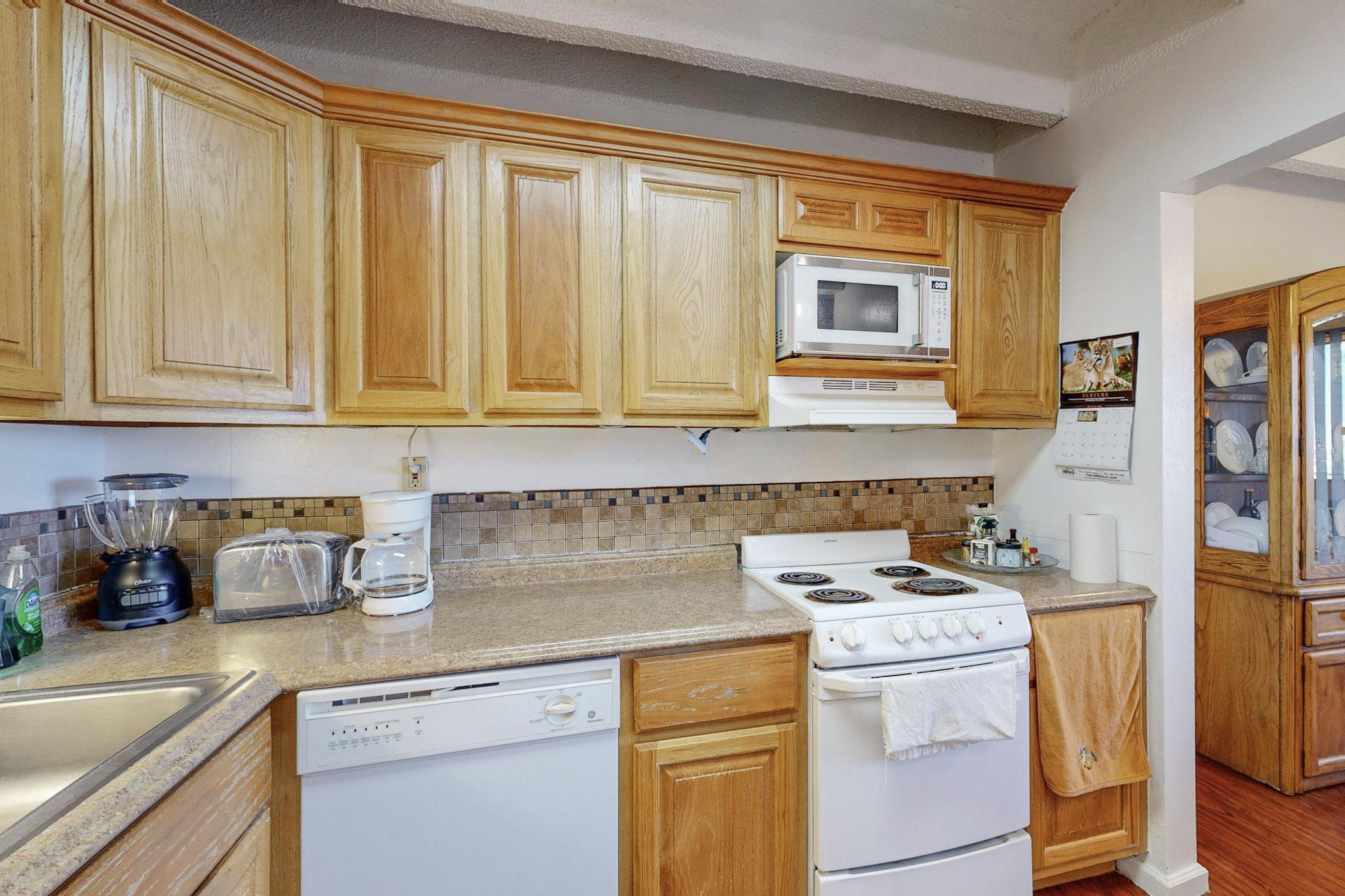 1100 Alvarado Drive SE 307
