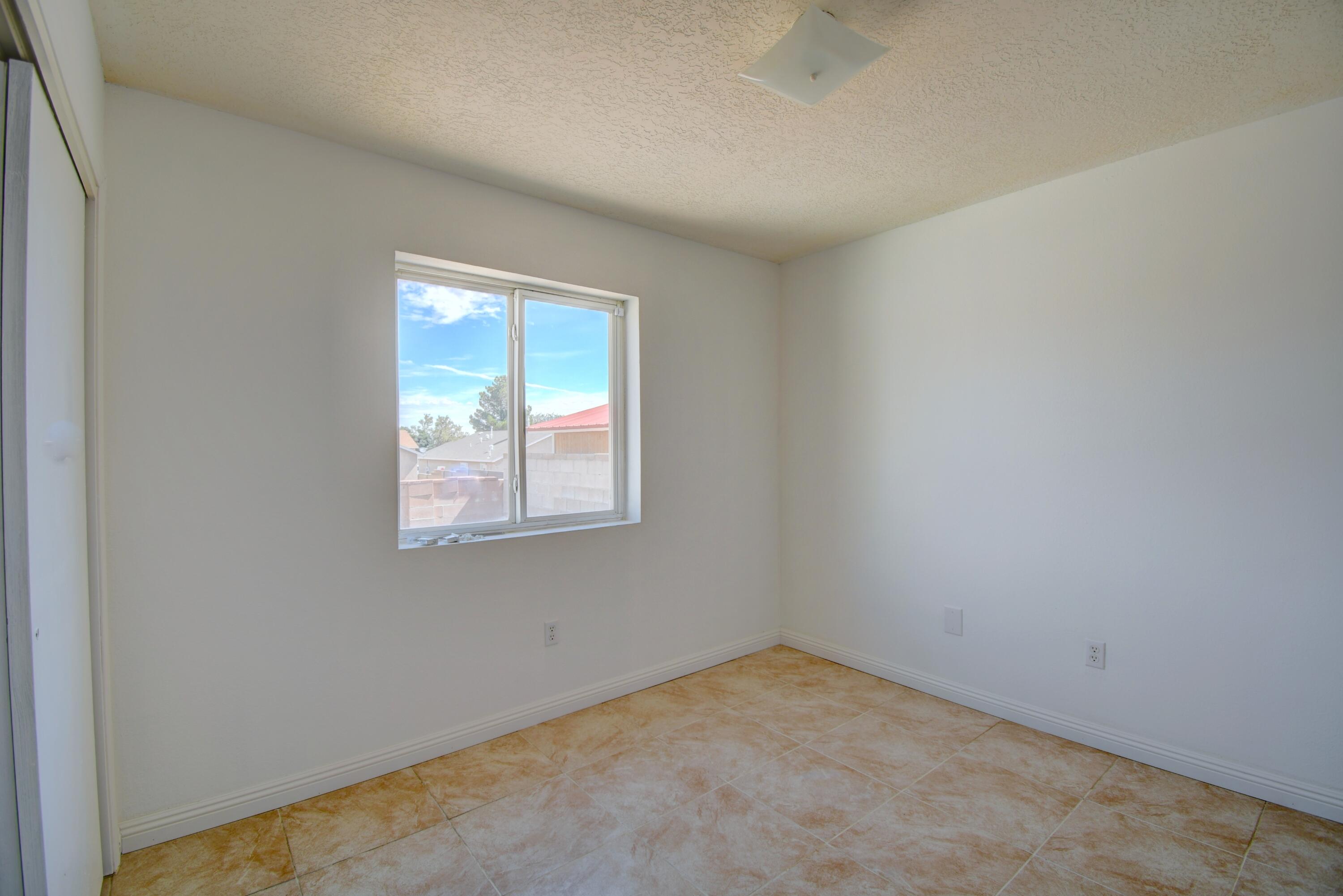 9005 Skylight Avenue SW